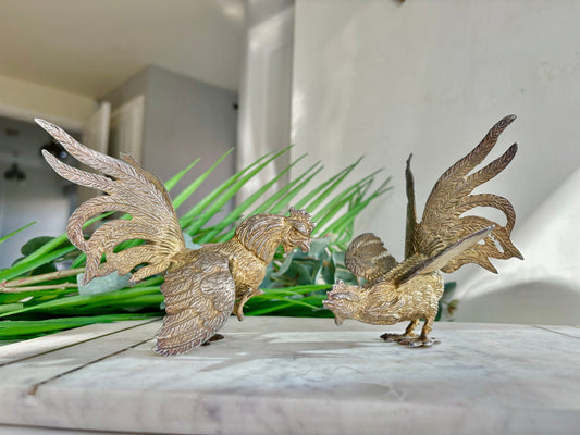 Vintage Brass Fighting Cockerels, Vintage Metal Cocks, Brass Rooster Engraved Statues, Table Centerpiece, Bird Figurine, Pair Roosters