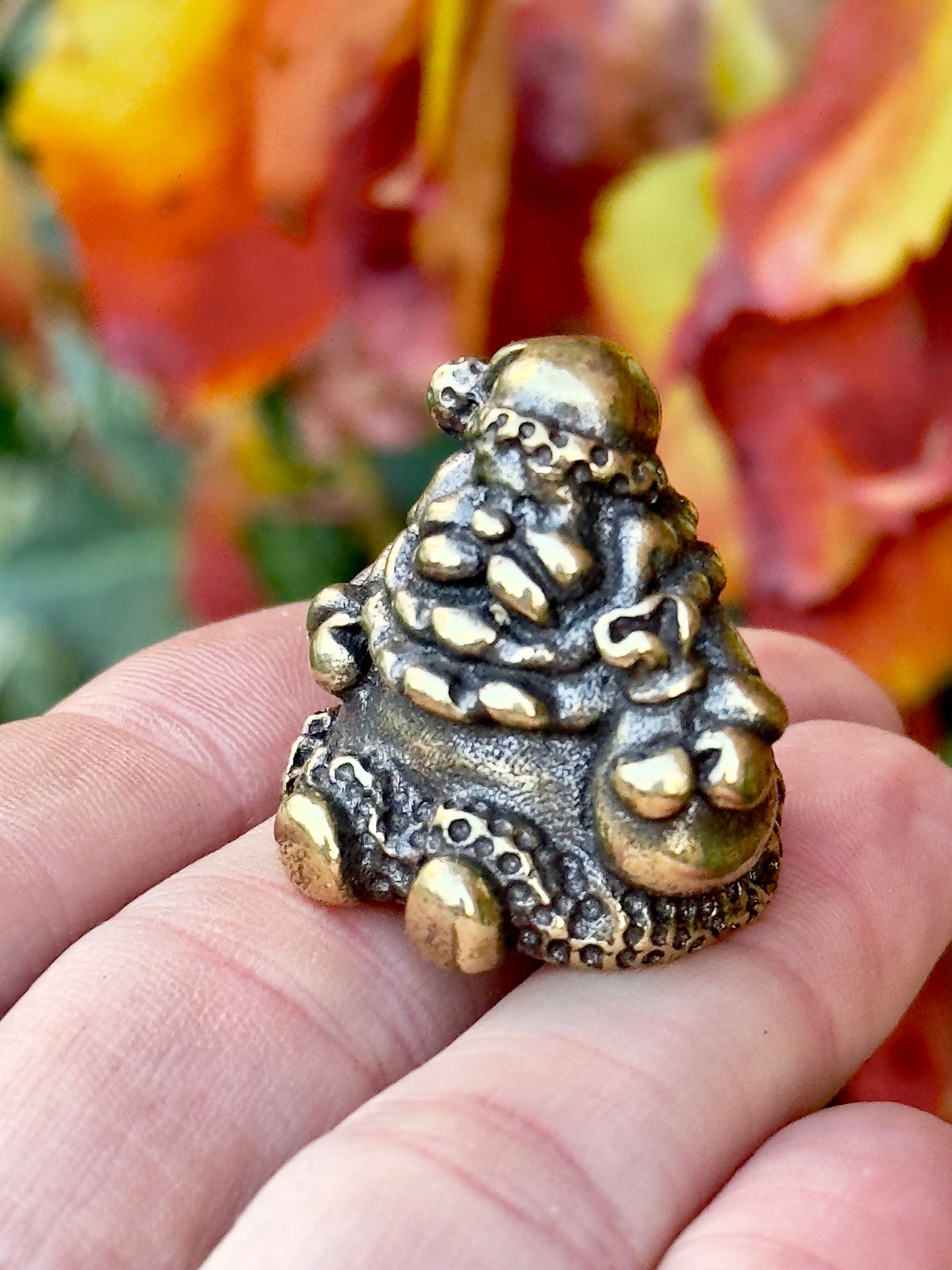 Solid Brass Santa Claus Figurine - Christmas Ornament, Tiny Gold Santa Statue, Holidays Metal Art, Santa Desk Decor, Christmas Gift for Her