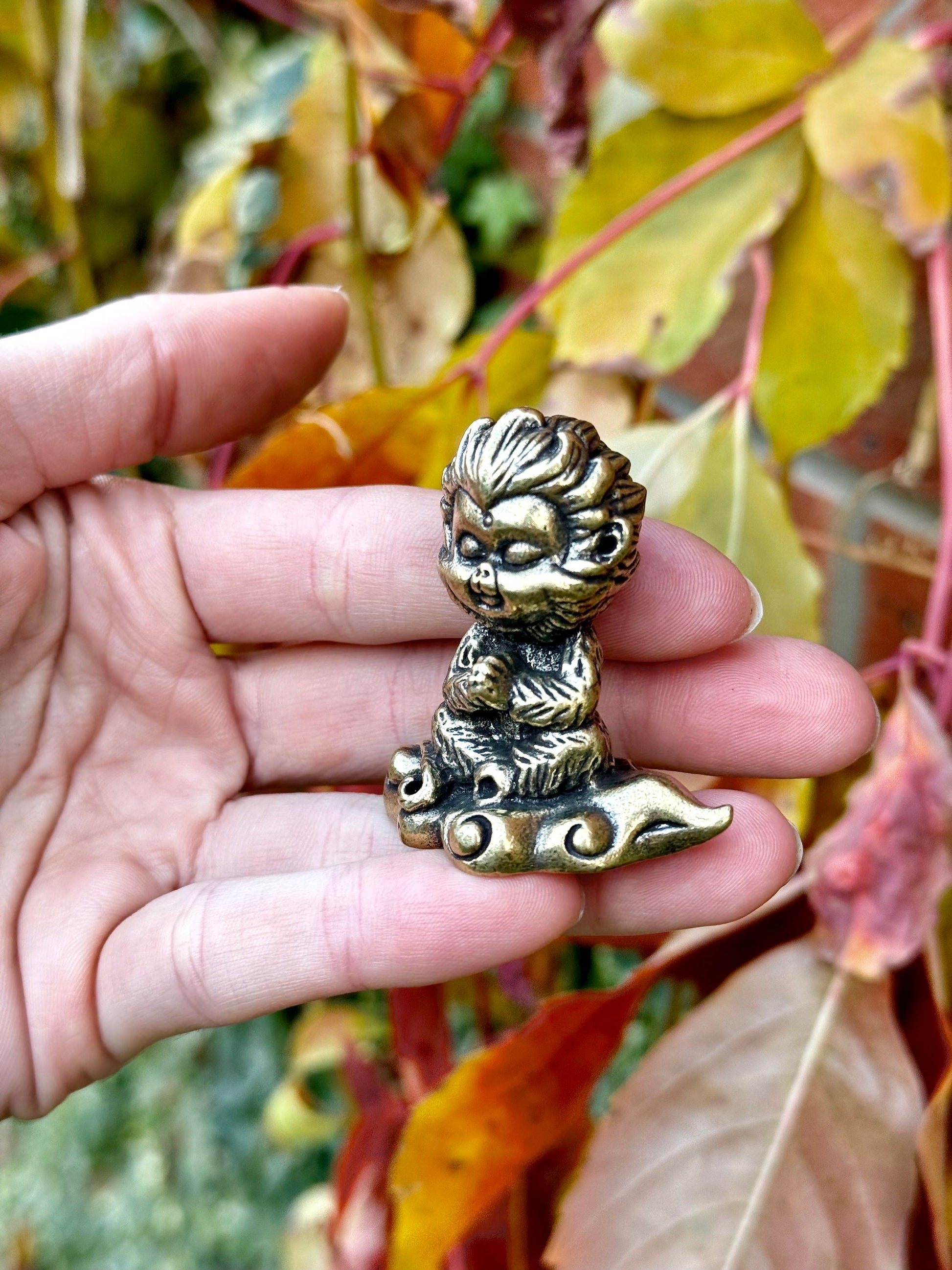 Spiritual Monkey brass statuette, macaque figurine, Metal Monkey Teacher spiritual mentor Figurine, Buddhist monk Medatating miniature