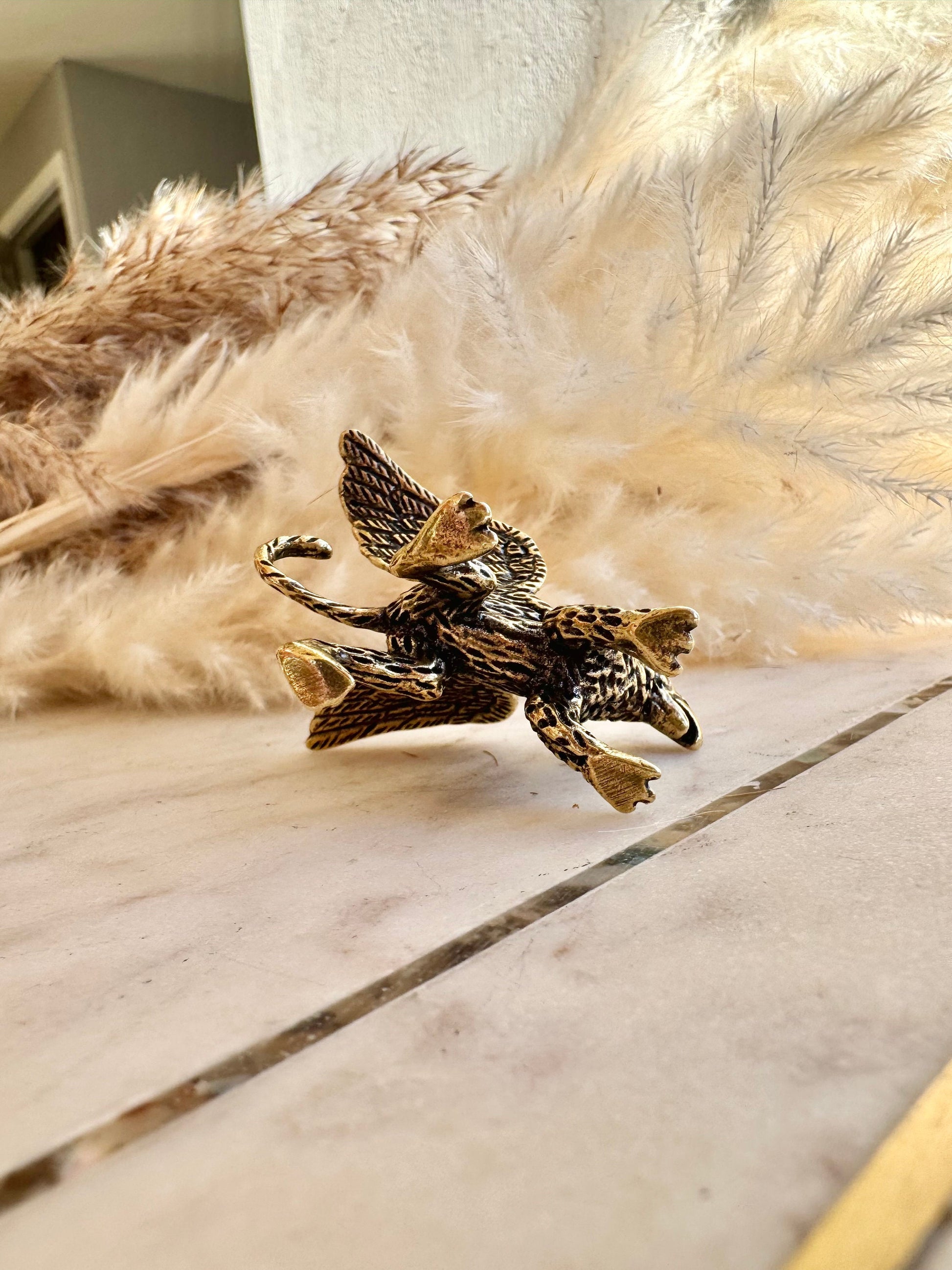 Solid Brass Greek Mythology Celtic Griffin Claw Statue, metal hippogriff figurine, Griffon ornament