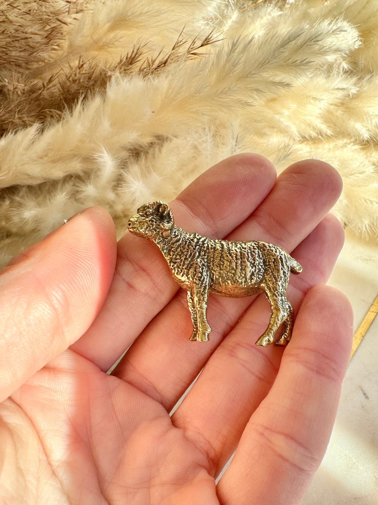Solid brass sheep sculpture, Farm animal figurine, ram ornament, lamb Figure Statue