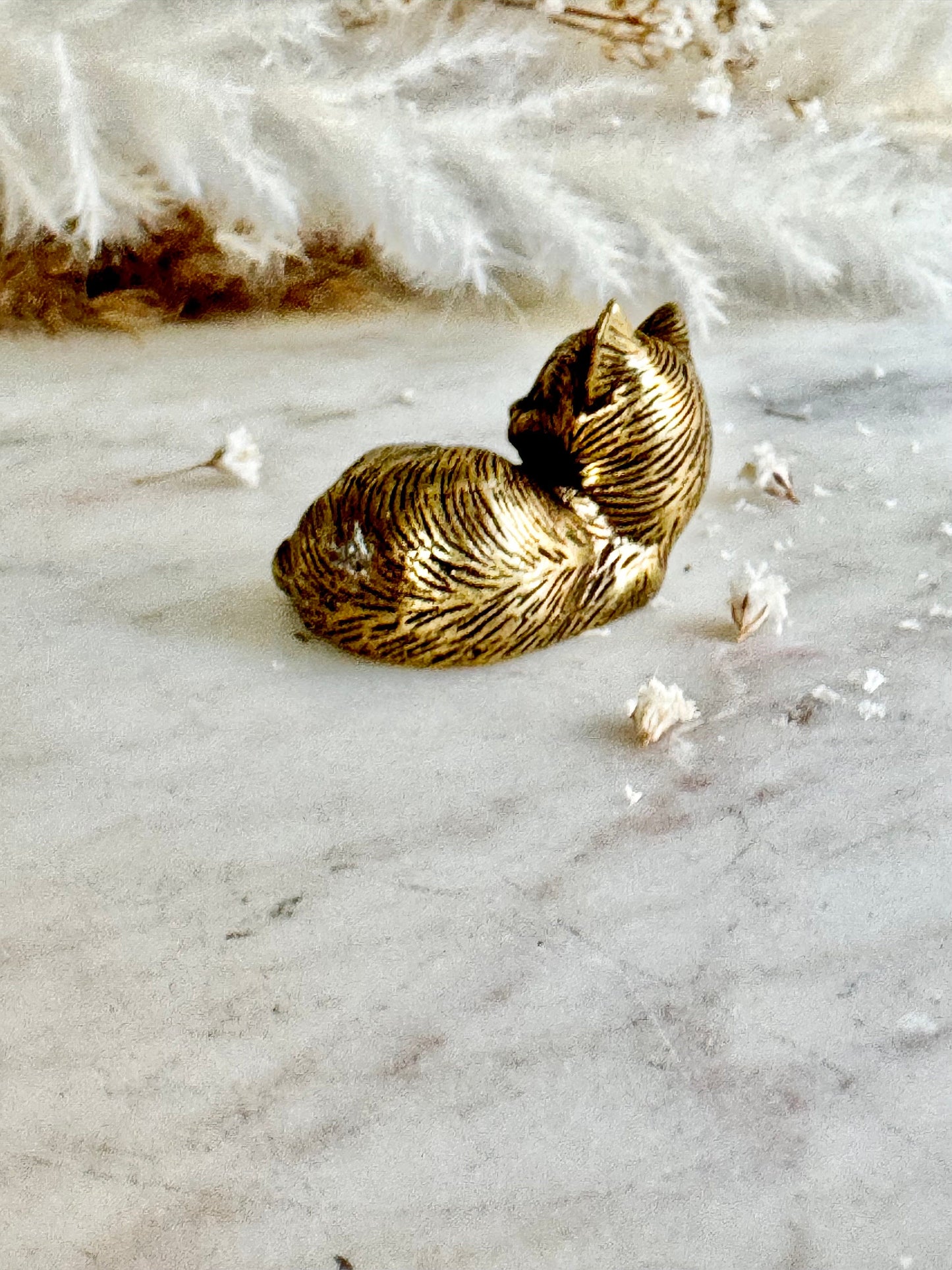 Solid brass Resting cat figurine, kitty miniature , Collectible cat statuette, Gift for cat lover, Adorable kitten ornament
