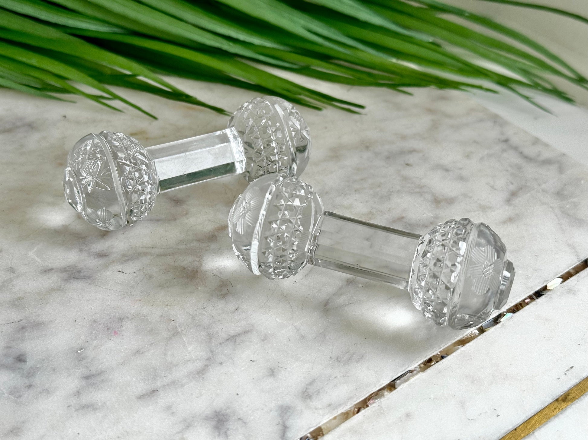 Set of 2 Vintage knife rests Crystal cut glass style, Glass French Knife Rests, Cutlery Rests, Mid Century decoration, Crystal knife layers