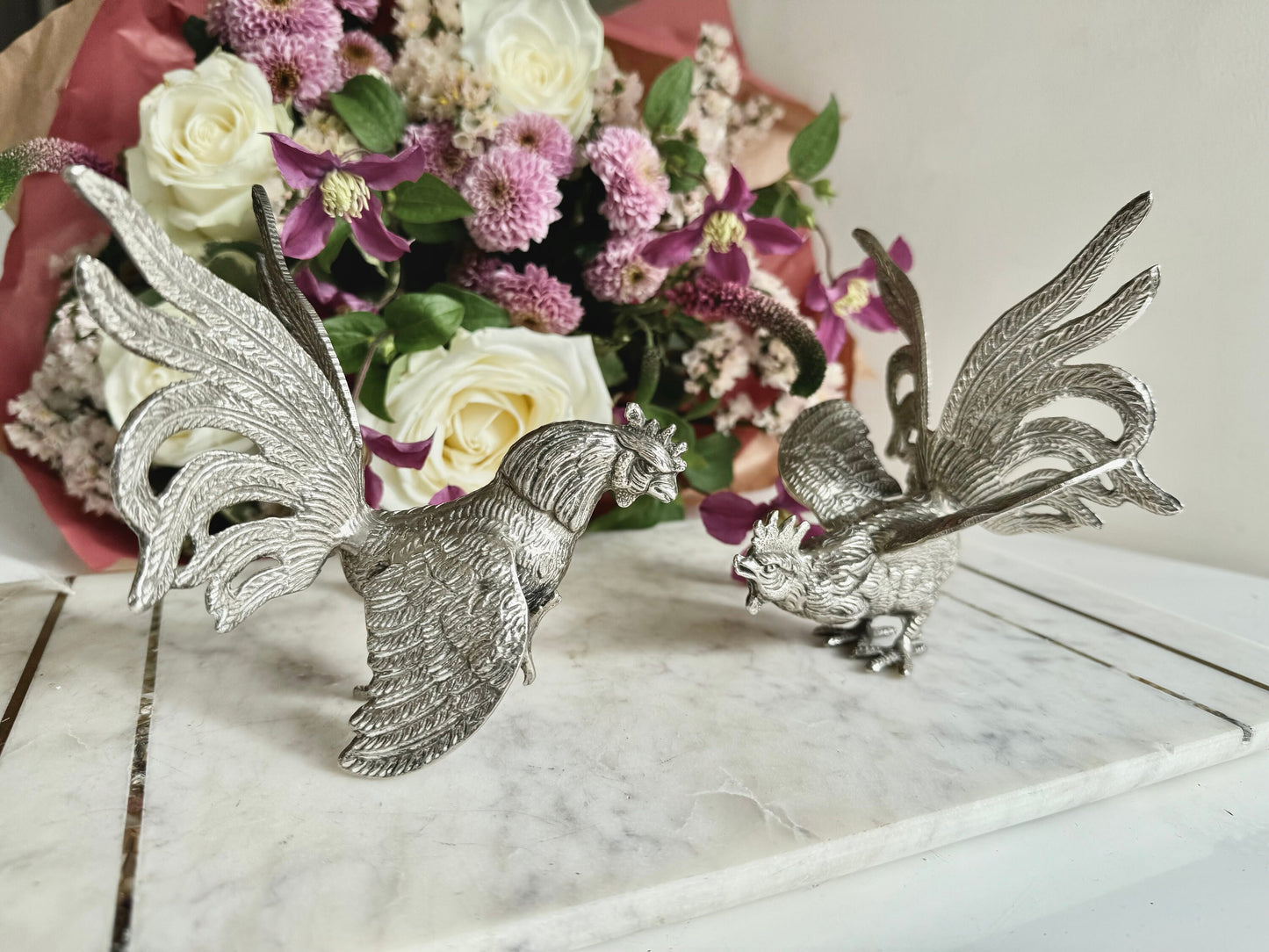 Vintage Silver Metal Fighting Cockerels Figurines, Vintage Metal Cocks, Brass Rooster Engraved Statues, Table Centerpiece, Pair Roosters