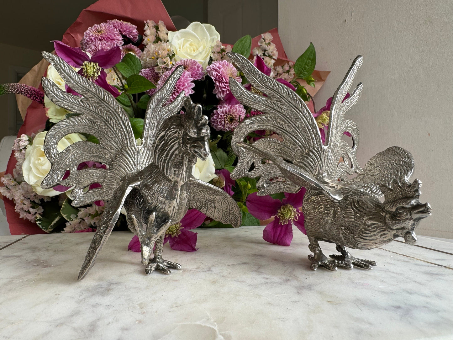 Vintage Silver Metal Fighting Cockerels Figurines, Vintage Metal Cocks, Brass Rooster Engraved Statues, Table Centerpiece, Pair Roosters