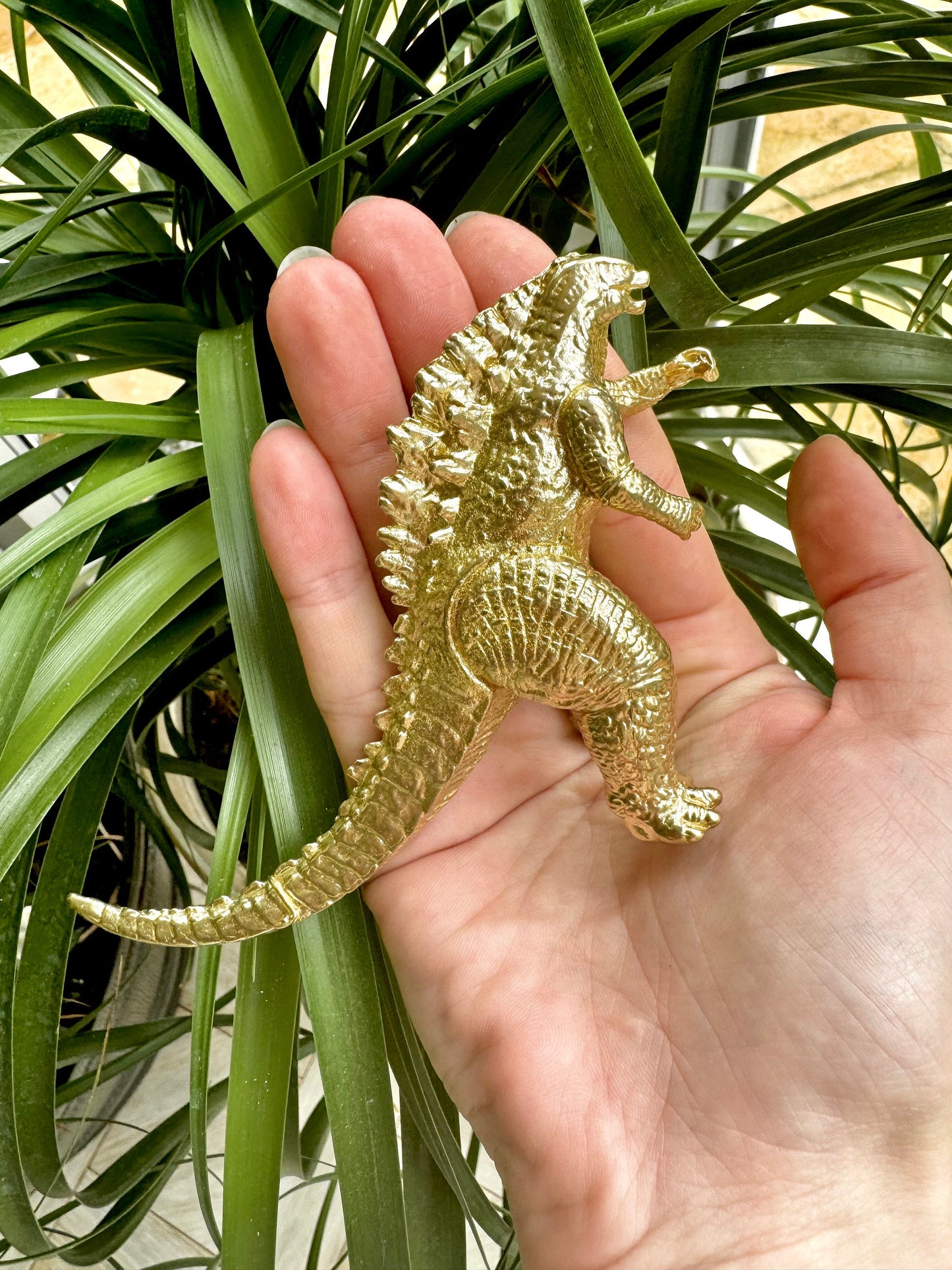 Solid golden brass miniature, Gojira Lizard, brass big lizard, solid Tabletop decor, Creative desktop ornament, cool gift for him