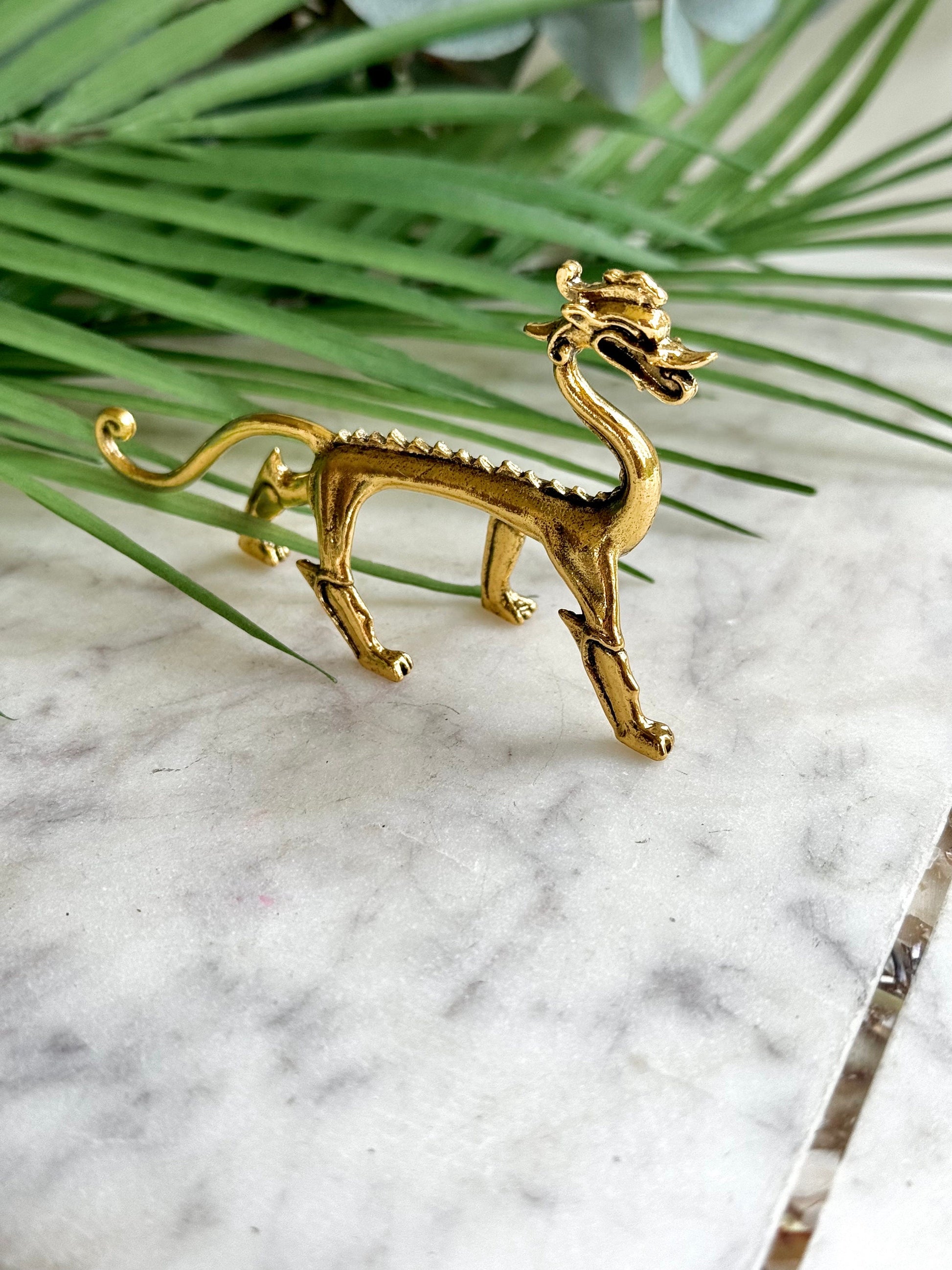 Dragon metal Figurine, Chinese solid brass Feng Shui Animal Kylin Unicorn Statue, Fountain pen rest, Wealth fly Chi-lin