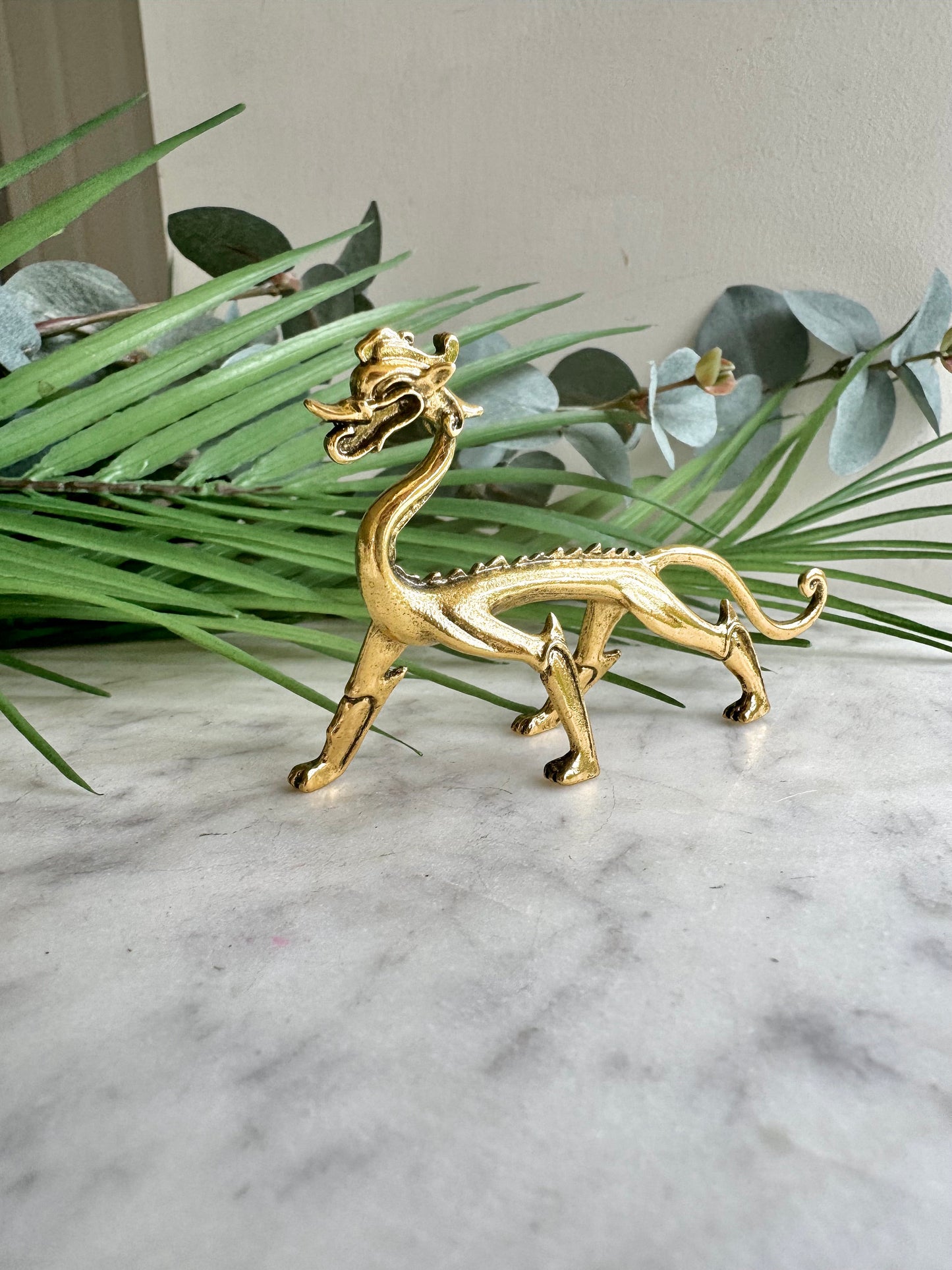 Dragon metal Figurine, Chinese solid brass Feng Shui Animal Kylin Unicorn Statue, Fountain pen rest, Wealth fly Chi-lin