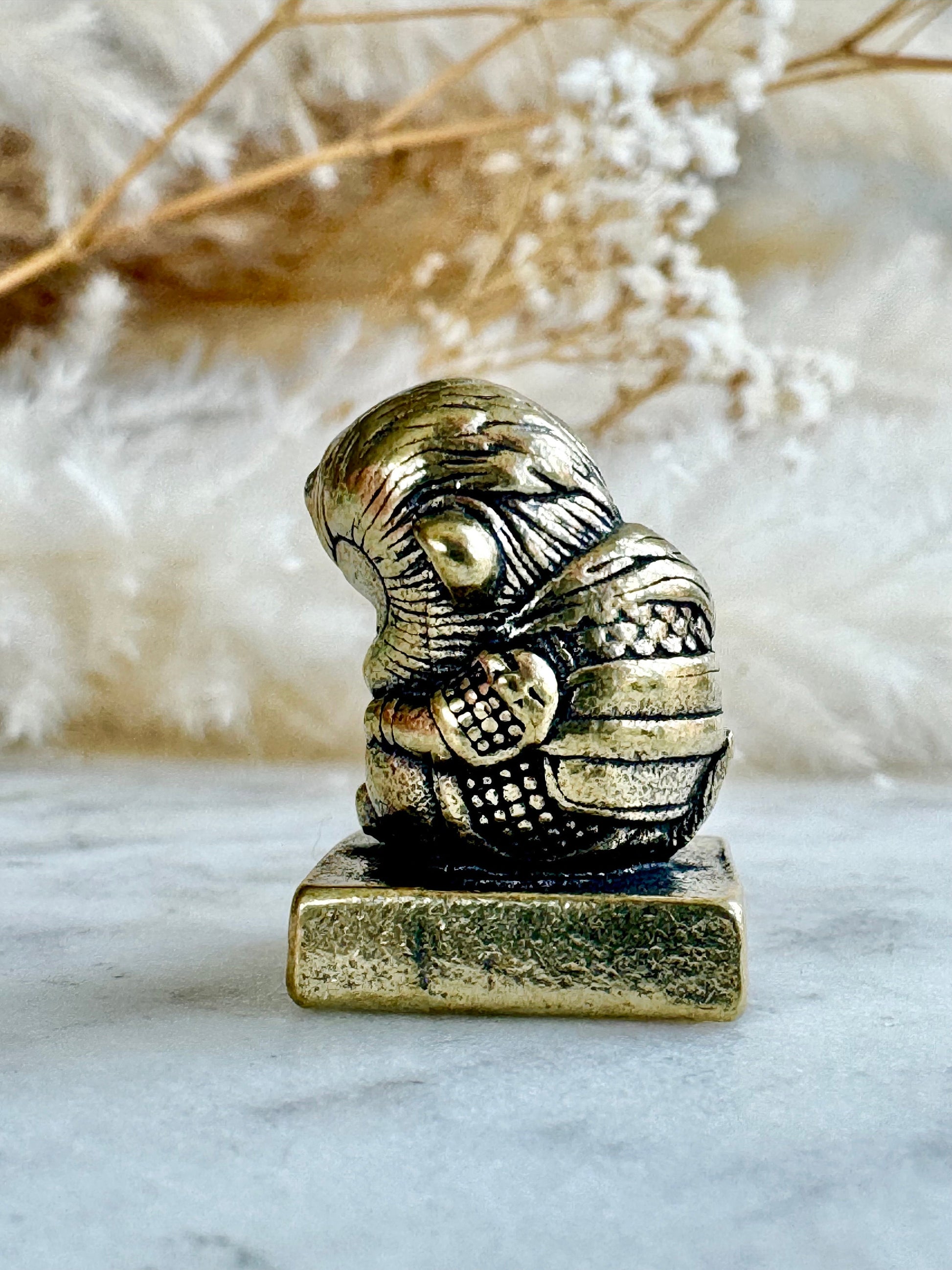 Spiritual Monkey brass statuette, meditation figurine, Metal Monkey Teacher spiritual mentor Figurine, Buddhist monk Medatating miniature