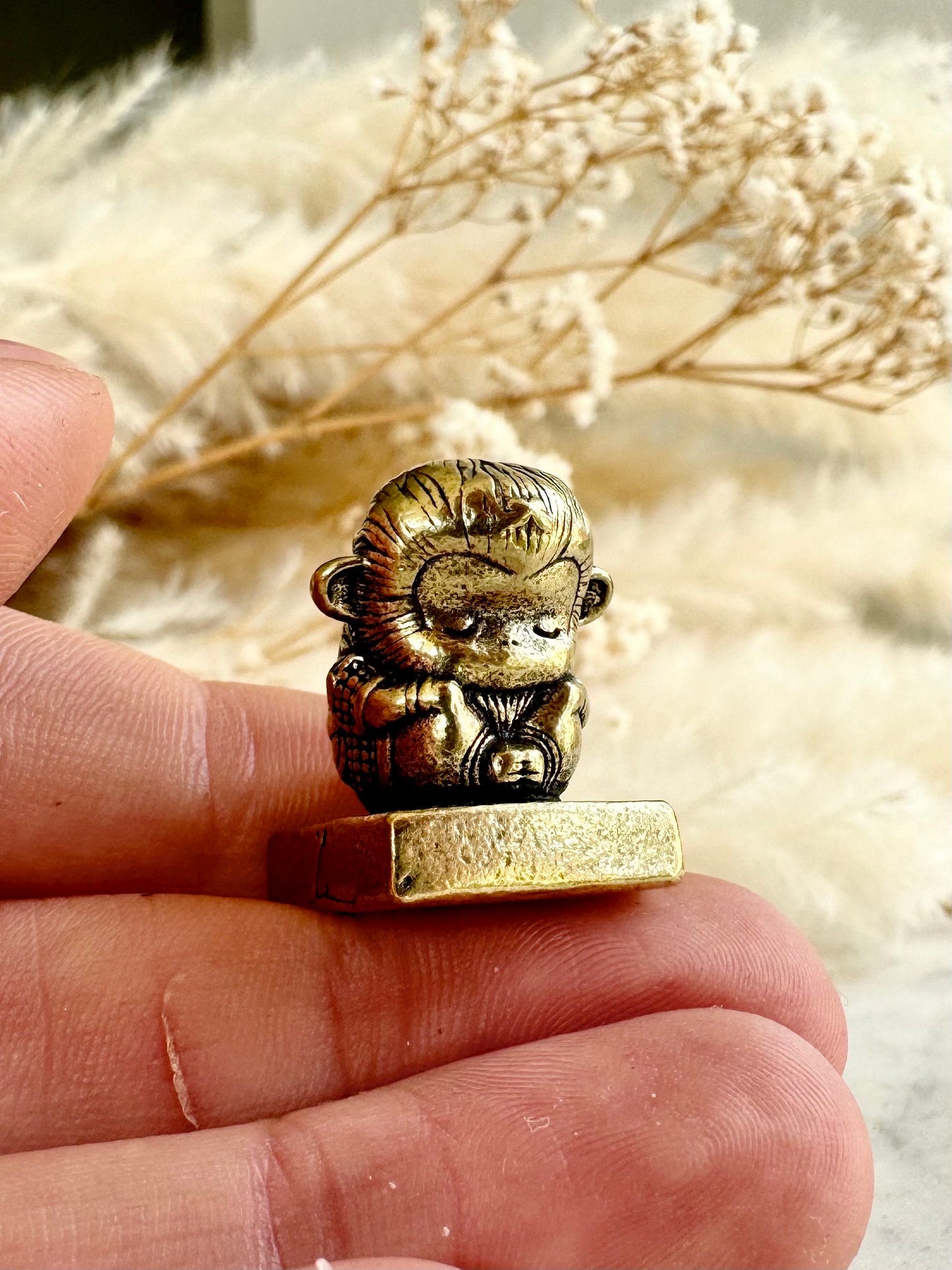 Spiritual Monkey brass statuette, meditation figurine, Metal Monkey Teacher spiritual mentor Figurine, Buddhist monk Medatating miniature