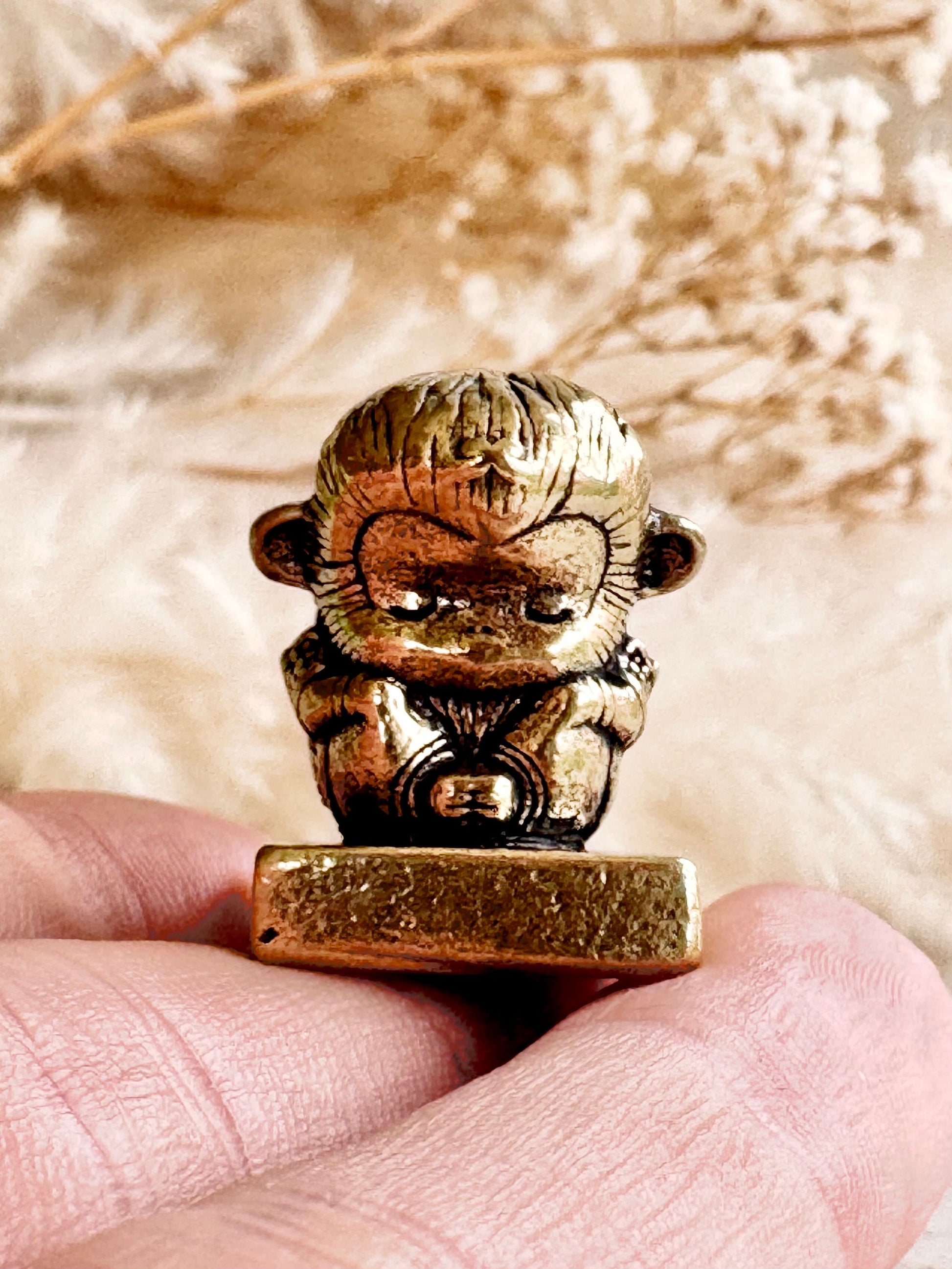 Spiritual Monkey brass statuette, meditation figurine, Metal Monkey Teacher spiritual mentor Figurine, Buddhist monk Medatating miniature