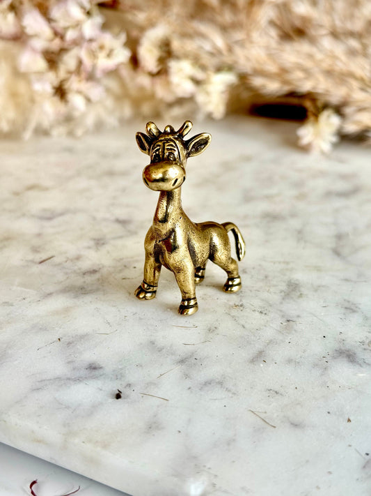 Traditional style Smiley giraffe, Fine lifelike solid brass copper giraffe statuette, Safari decor, Miniature zoo collection, Animal lover g
