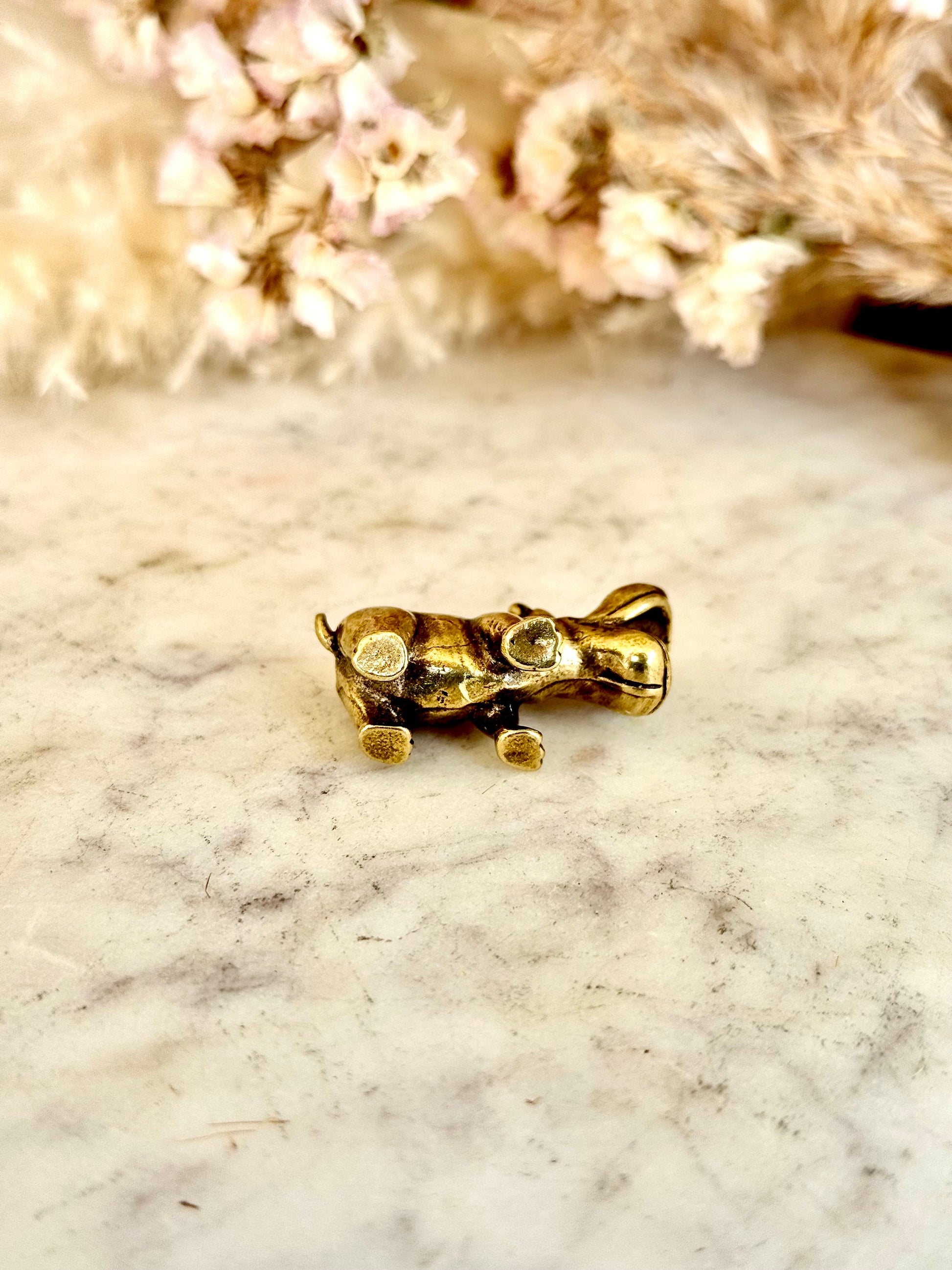 Solid brass Smilling hippo figurine, charming hippopotamus sculpture, safari wildlife, zoo-themed nursery decoration, whimsical adornment