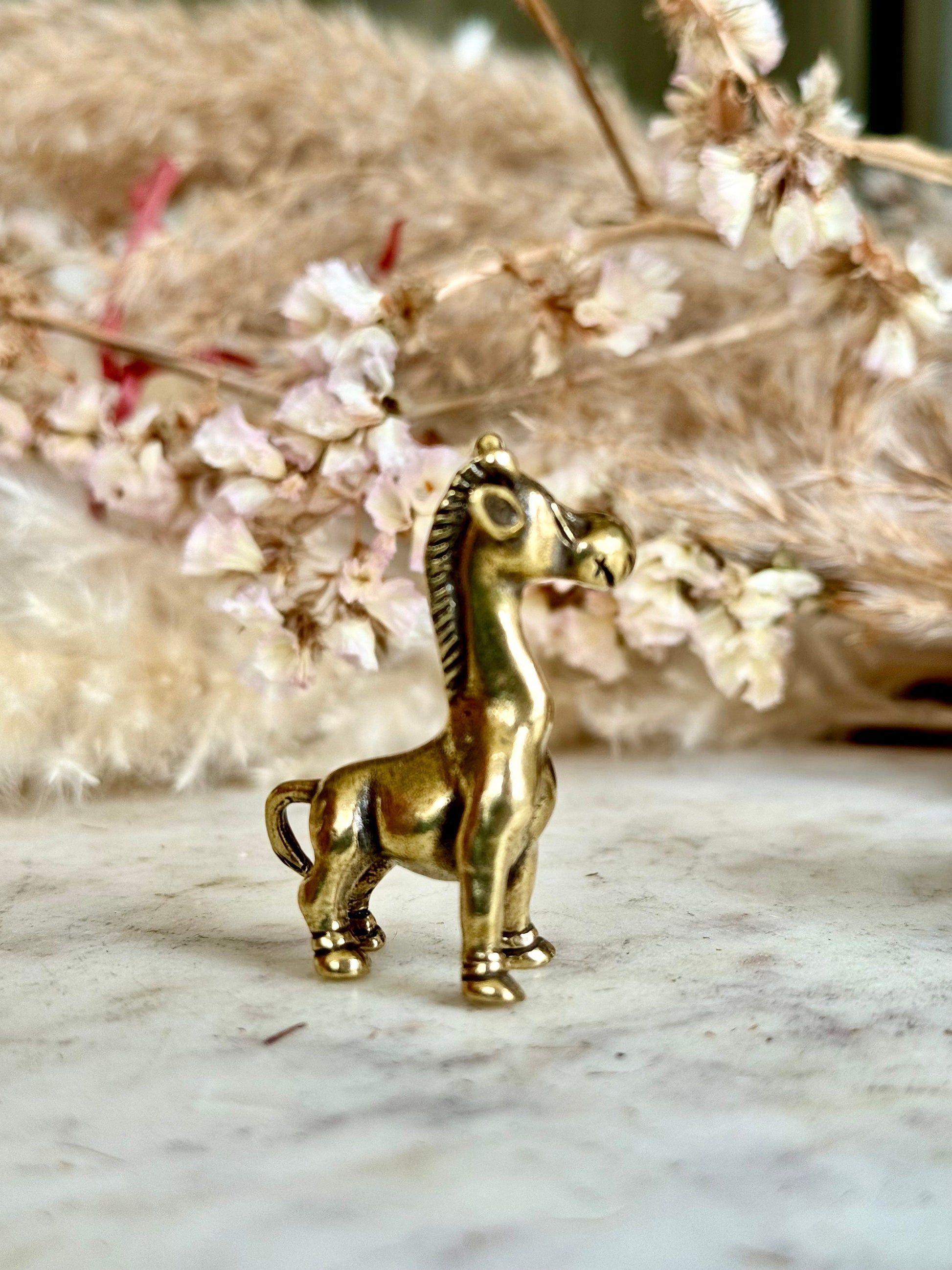 Traditional style Smiley giraffe, Fine lifelike solid brass copper giraffe statuette, Safari decor, Miniature zoo collection, Animal lover g