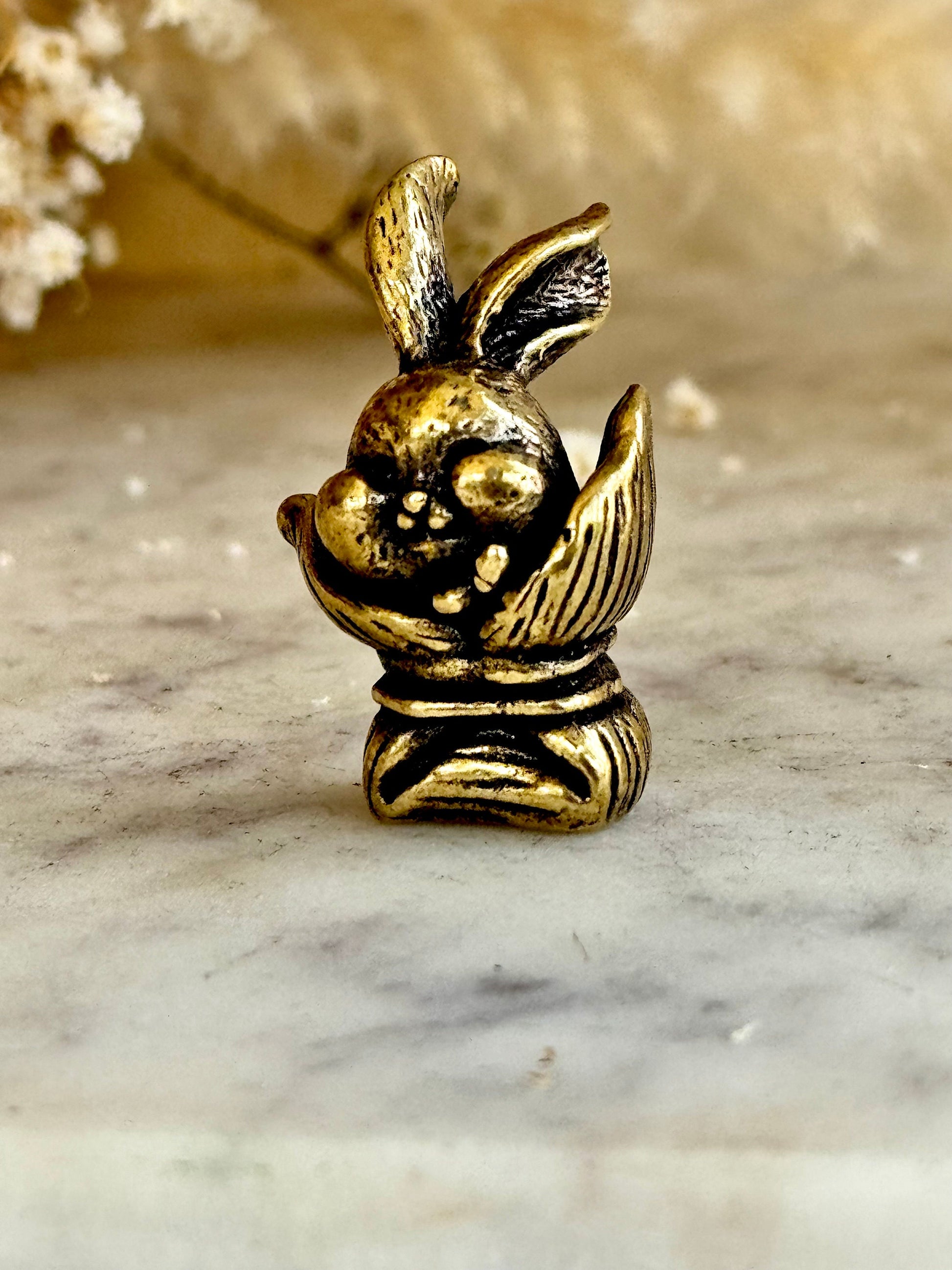 Adorable bunny in a bag figurines, cute rabbit workmanship, bunny ornament, bunny gift, Solid Brass figurine, cute gift