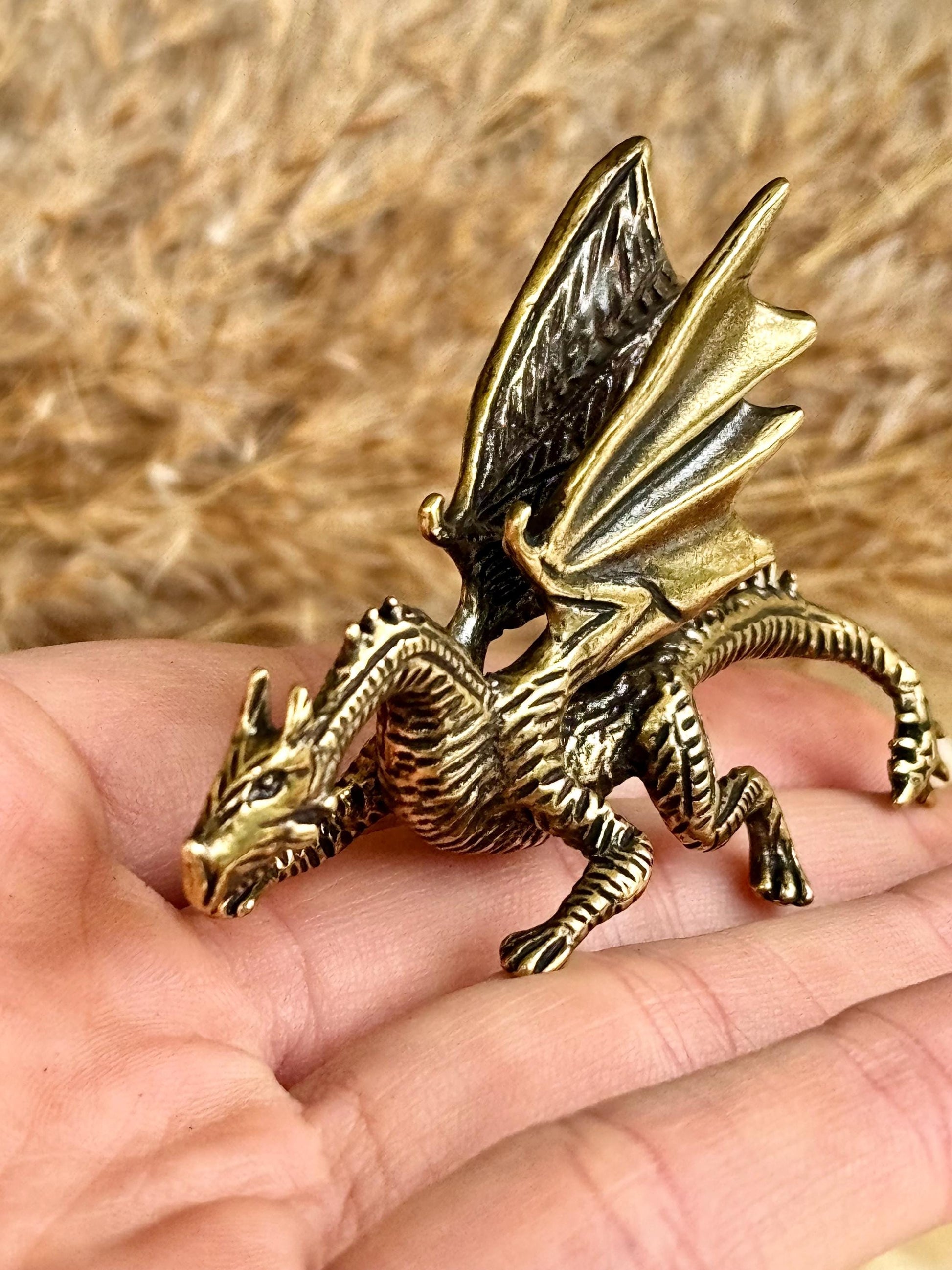 Beautiful Dragon solid brass miniature, Western dragon Statue, golden dragon statuette, Beautiful fighting dragon ornament