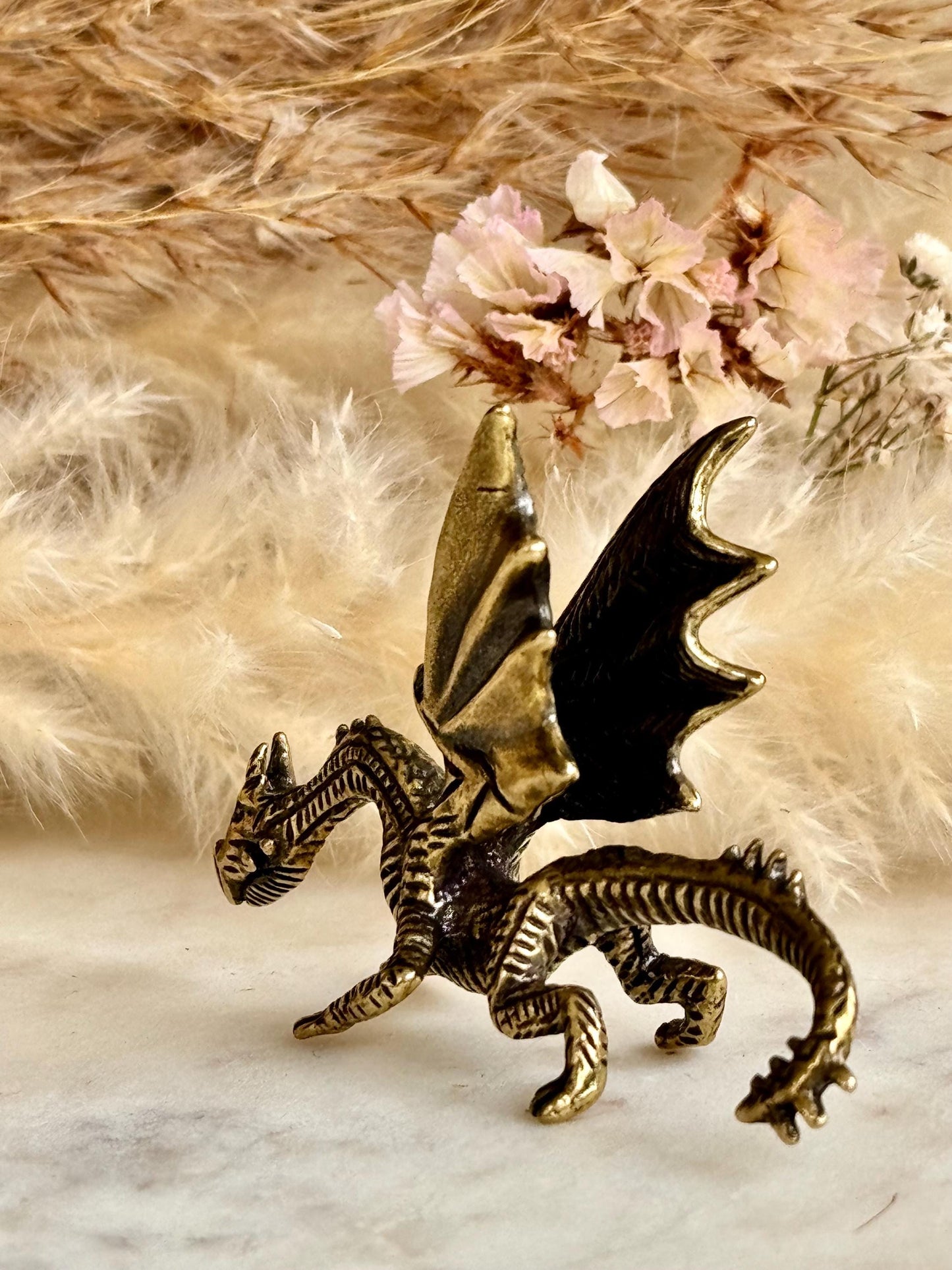 Beautiful Dragon solid brass miniature, Western dragon Statue, golden dragon statuette, Beautiful fighting dragon ornament