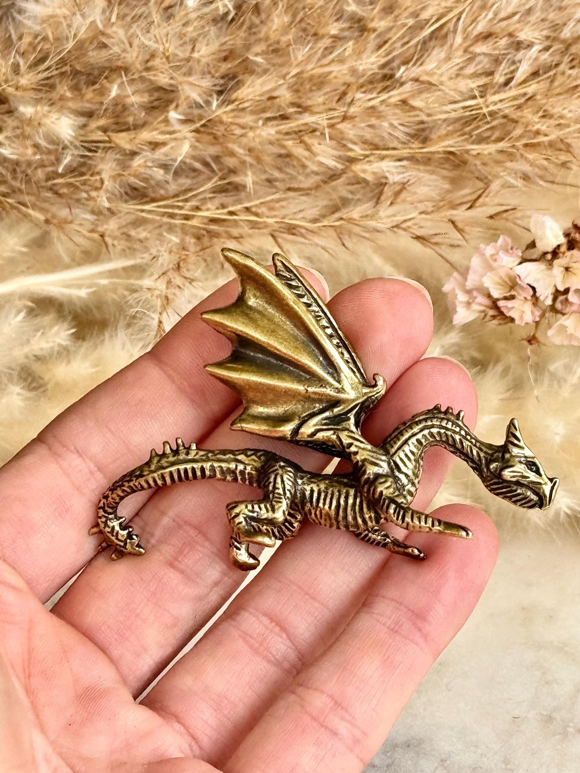 Beautiful Dragon solid brass miniature, Western dragon Statue, golden dragon statuette, Beautiful fighting dragon ornament