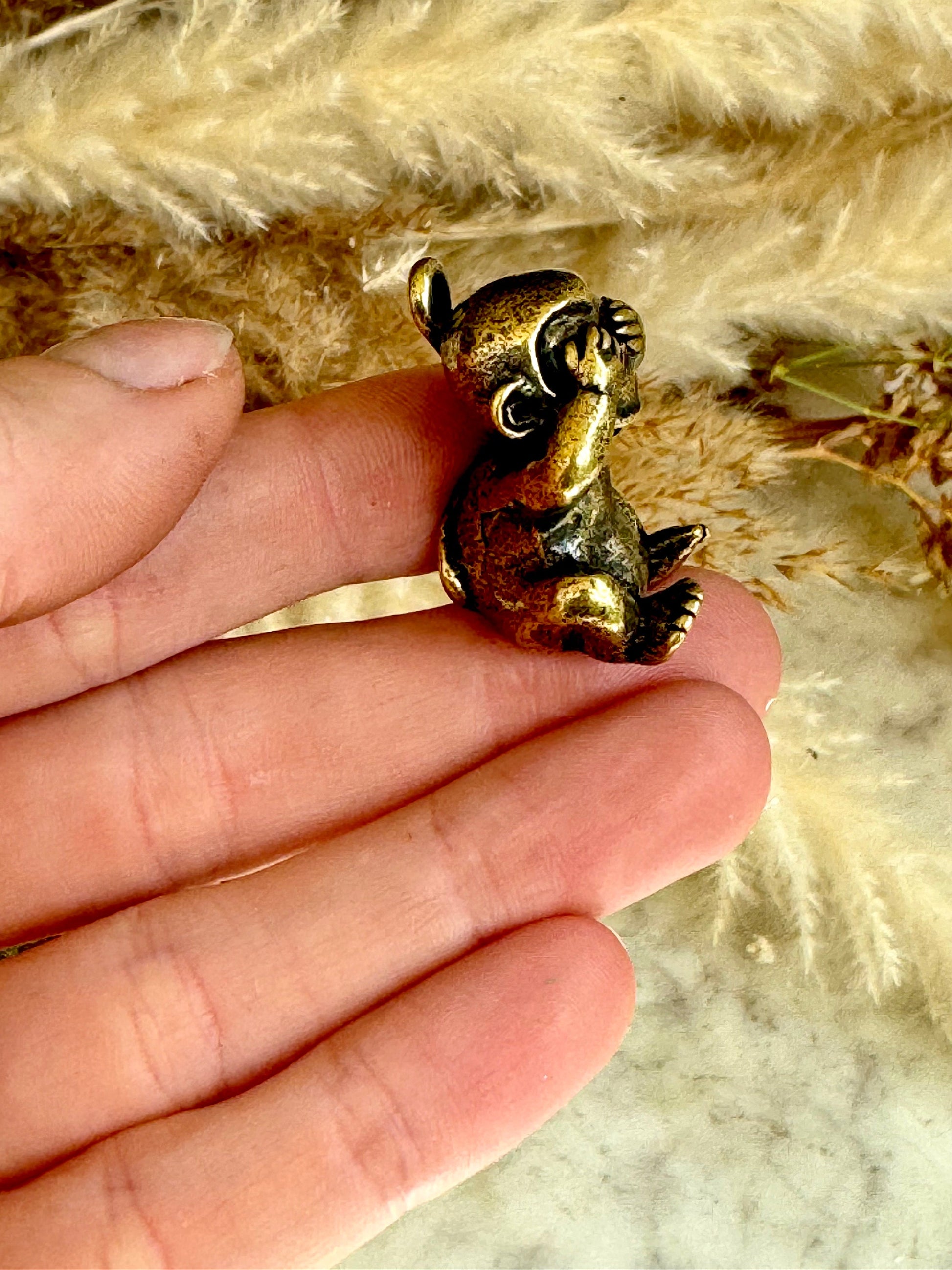 Solid Brass No See Monkey Keyring, Miniature Three Wise Monkey, Mizaru Charm, traditional Style See Hear Speak No Evil Monkeys Keychain