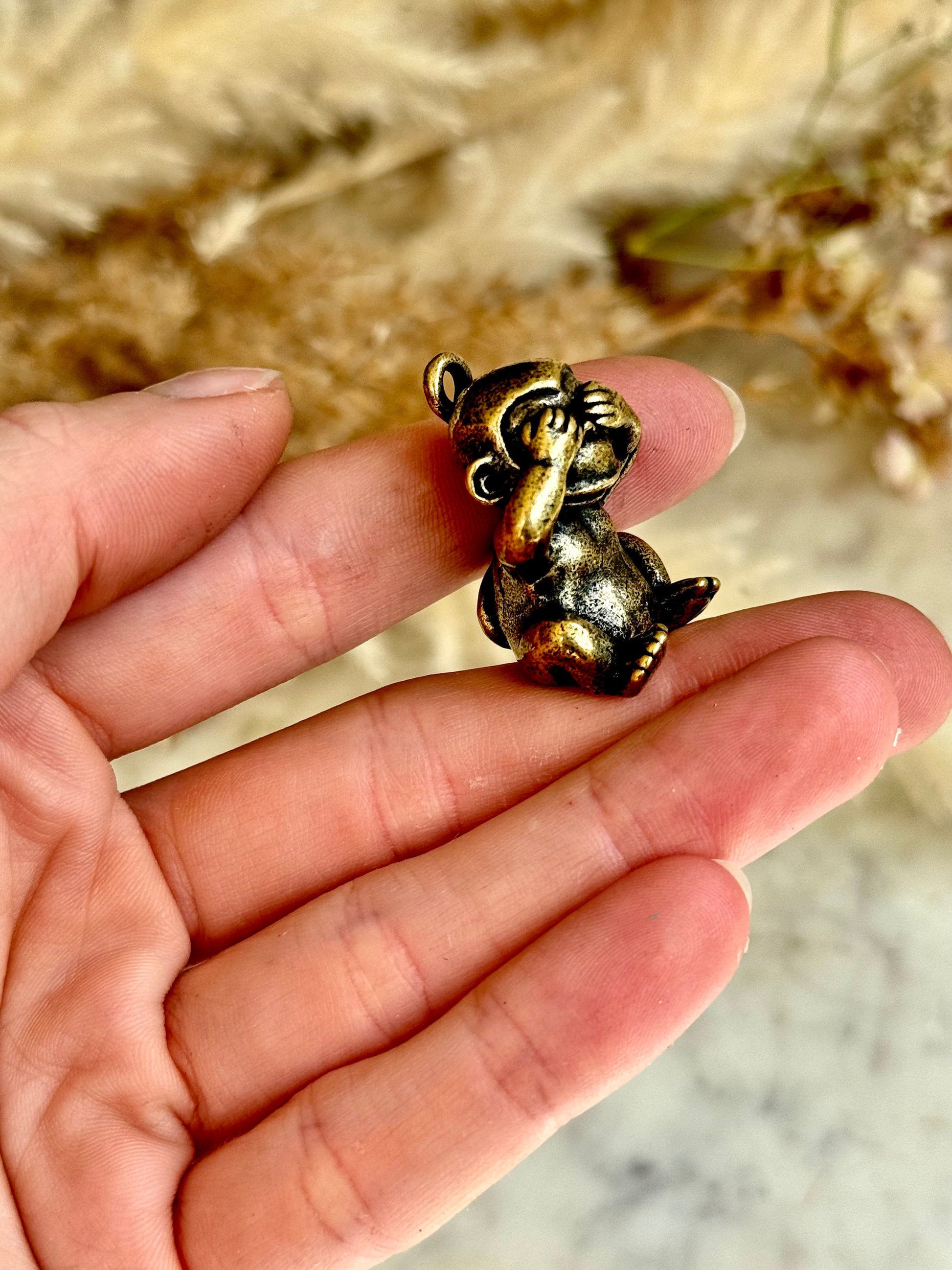 Solid Brass No See Monkey Keyring, Miniature Three Wise Monkey, Mizaru Charm, traditional Style See Hear Speak No Evil Monkeys Keychain