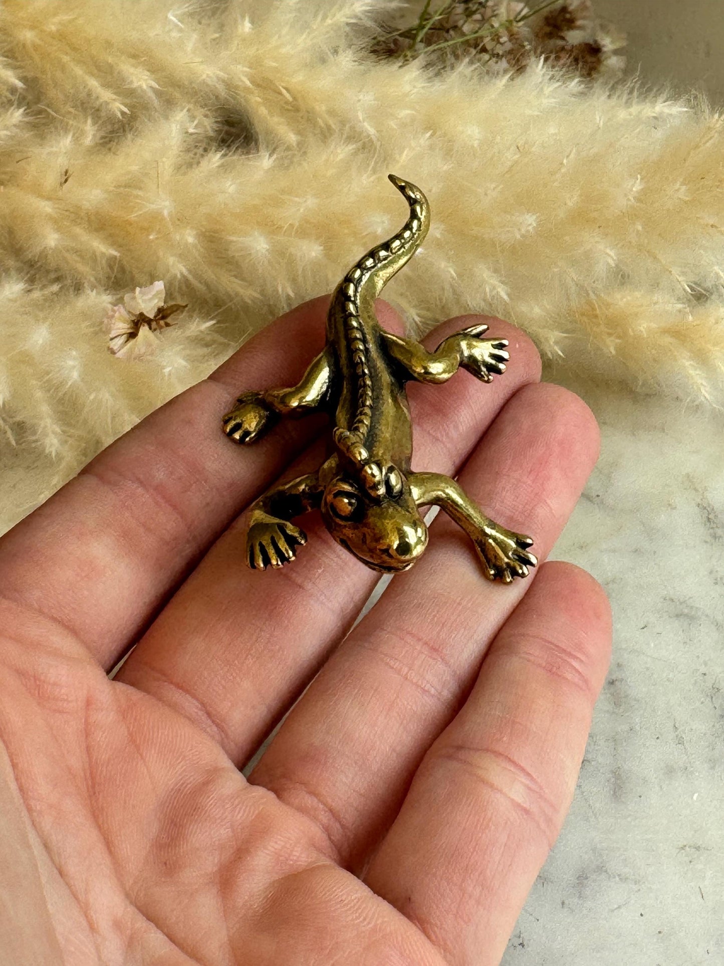 Solid Brass Happy lizard ornament, metal dragon sculpture, monster figurine, Iguana ornament, lizard teapet, metal reptile