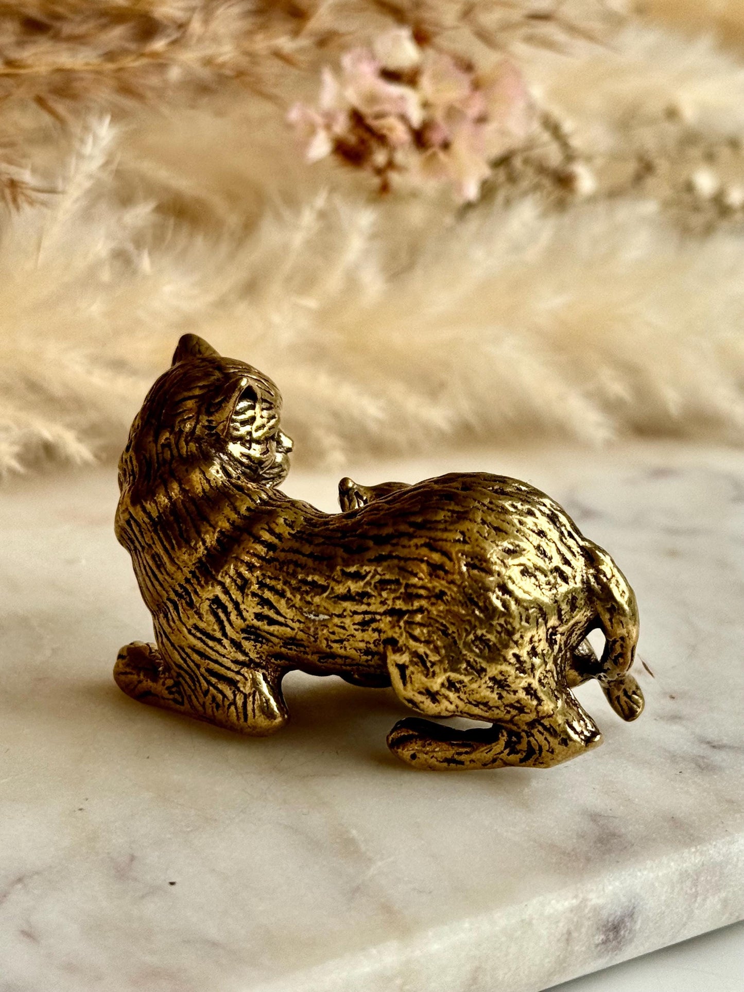 Solid Brass Cat with a mouse, resting cat metal figurine, solid brass cat friendship statue, traditional style kitten miniature, cat lover g