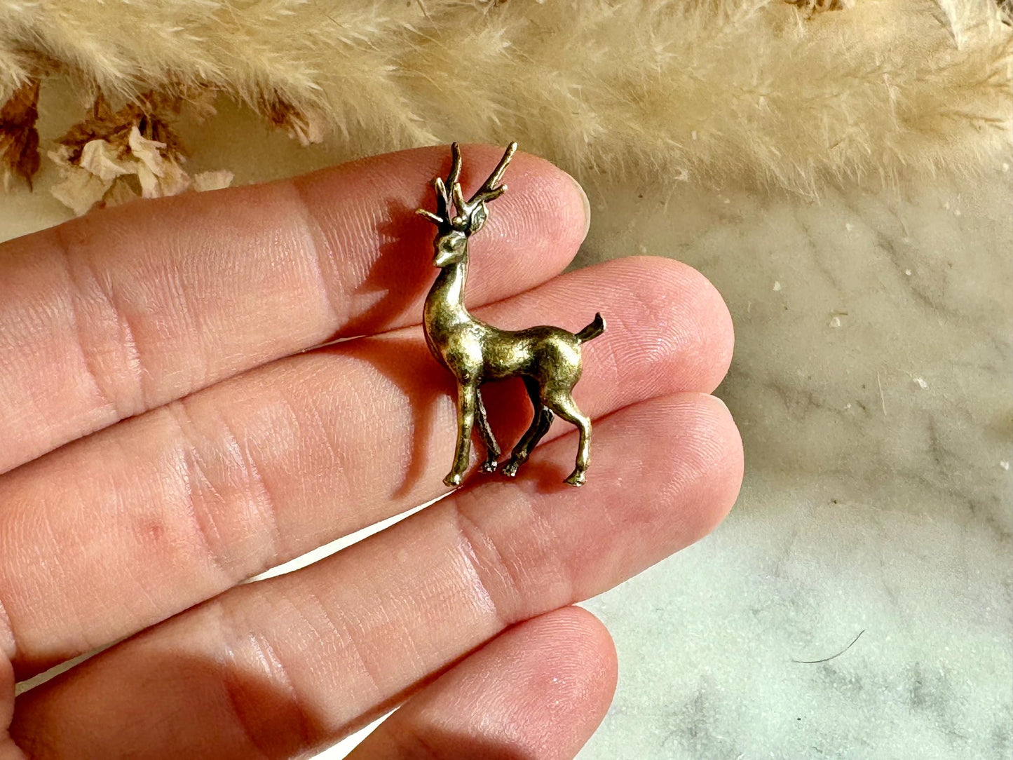 Tiny Beautiful Solid Brass Deer Desk Ornaments, Little deer statuettes - traditional Style Animal Figurines, Christmas Desk Decoration