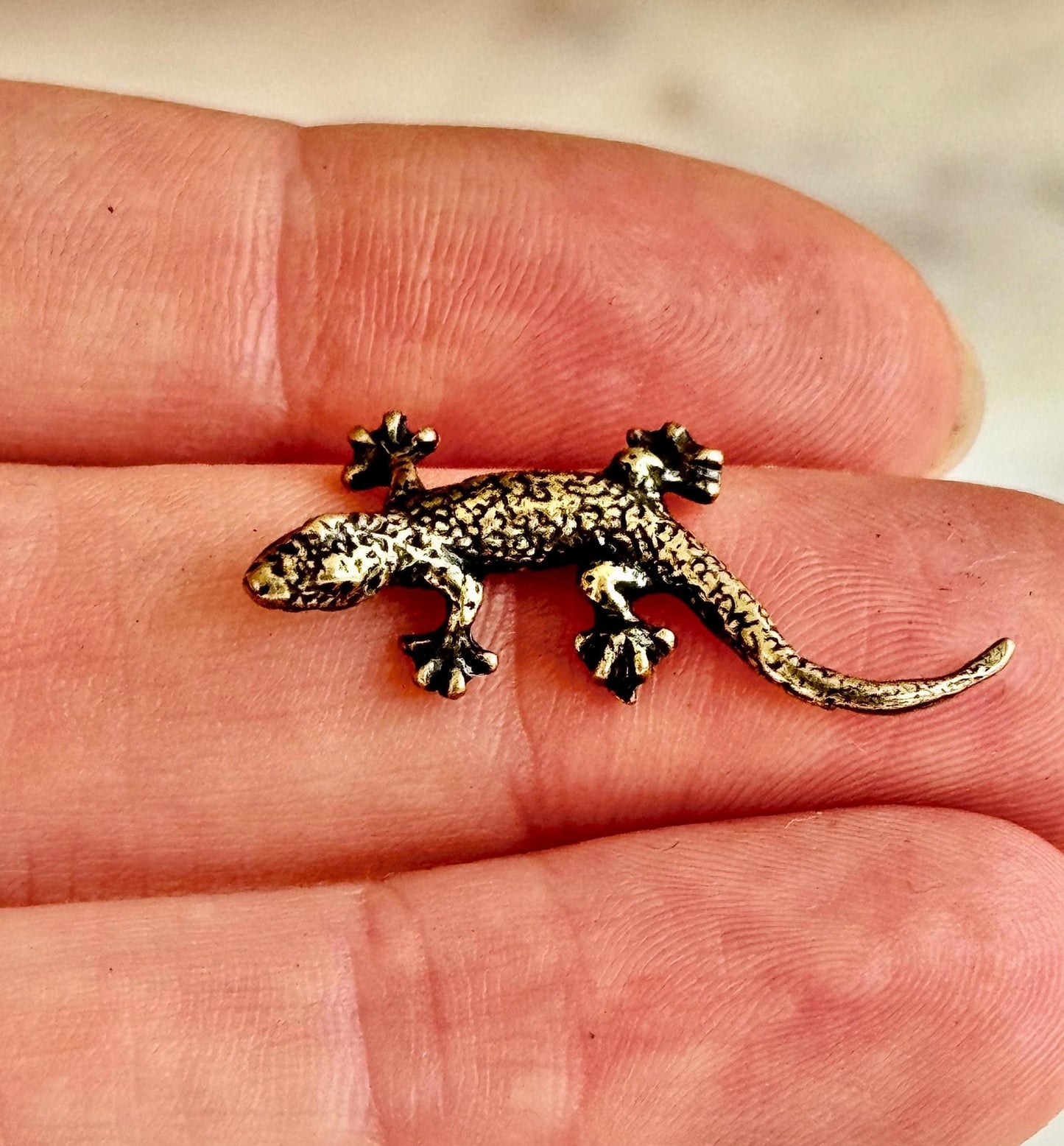 Tiny Solid Brass fine Lizard figurine , lizard lover gifts, reptile lover gifts, gecko trinket, newt statuette