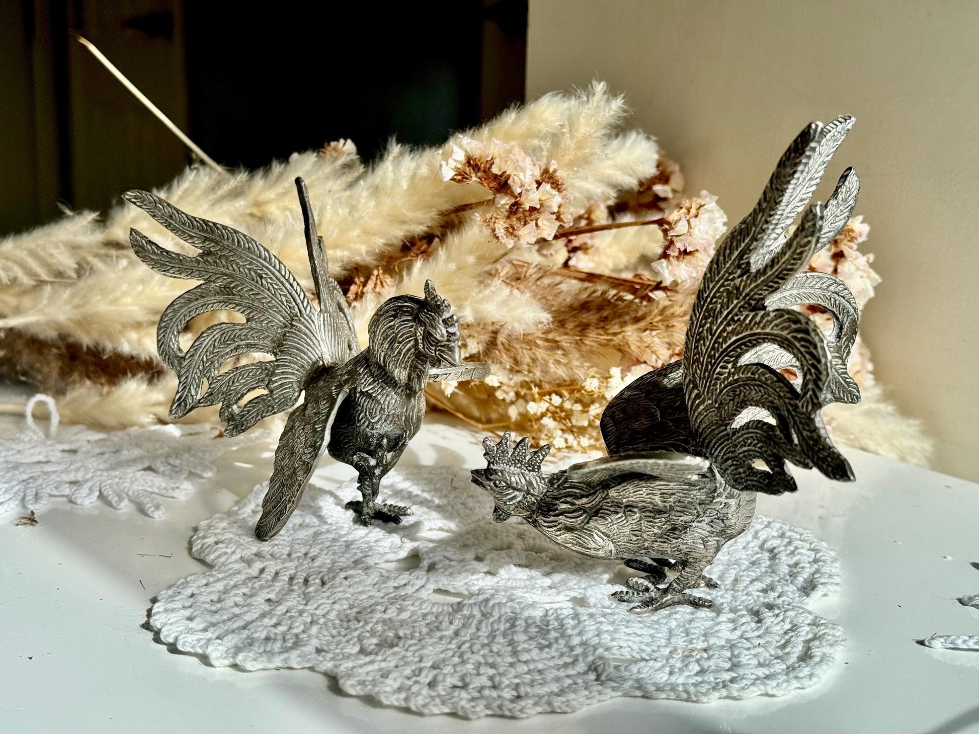 Vintage Silver Plated Fighting Cockerels Figurines, Vintage Metal Cocks, Brass Rooster Engraved Statues, Table Centerpiece, Pair Roosters