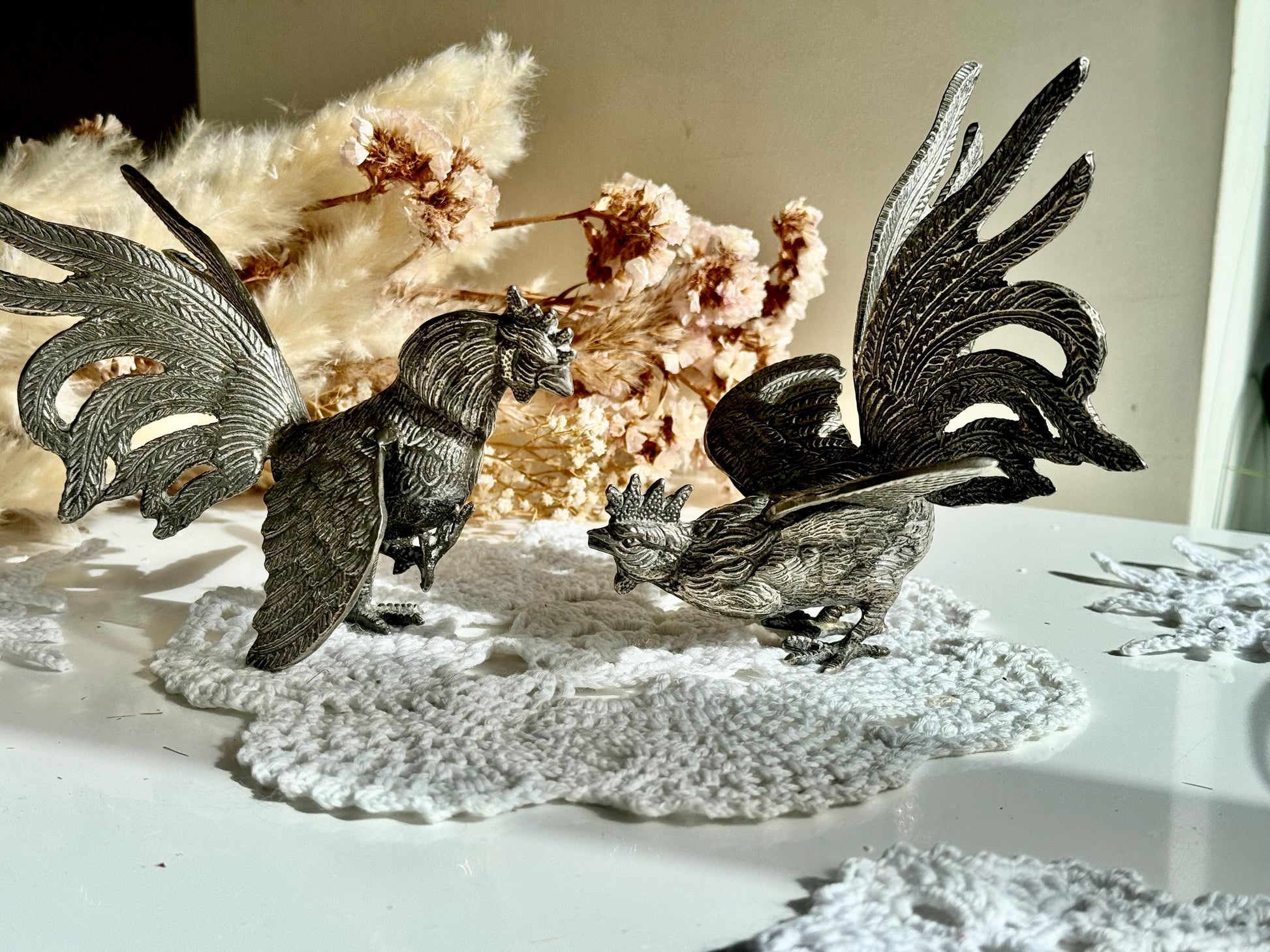 Vintage Silver Plated Fighting Cockerels Figurines, Vintage Metal Cocks, Brass Rooster Engraved Statues, Table Centerpiece, Pair Roosters
