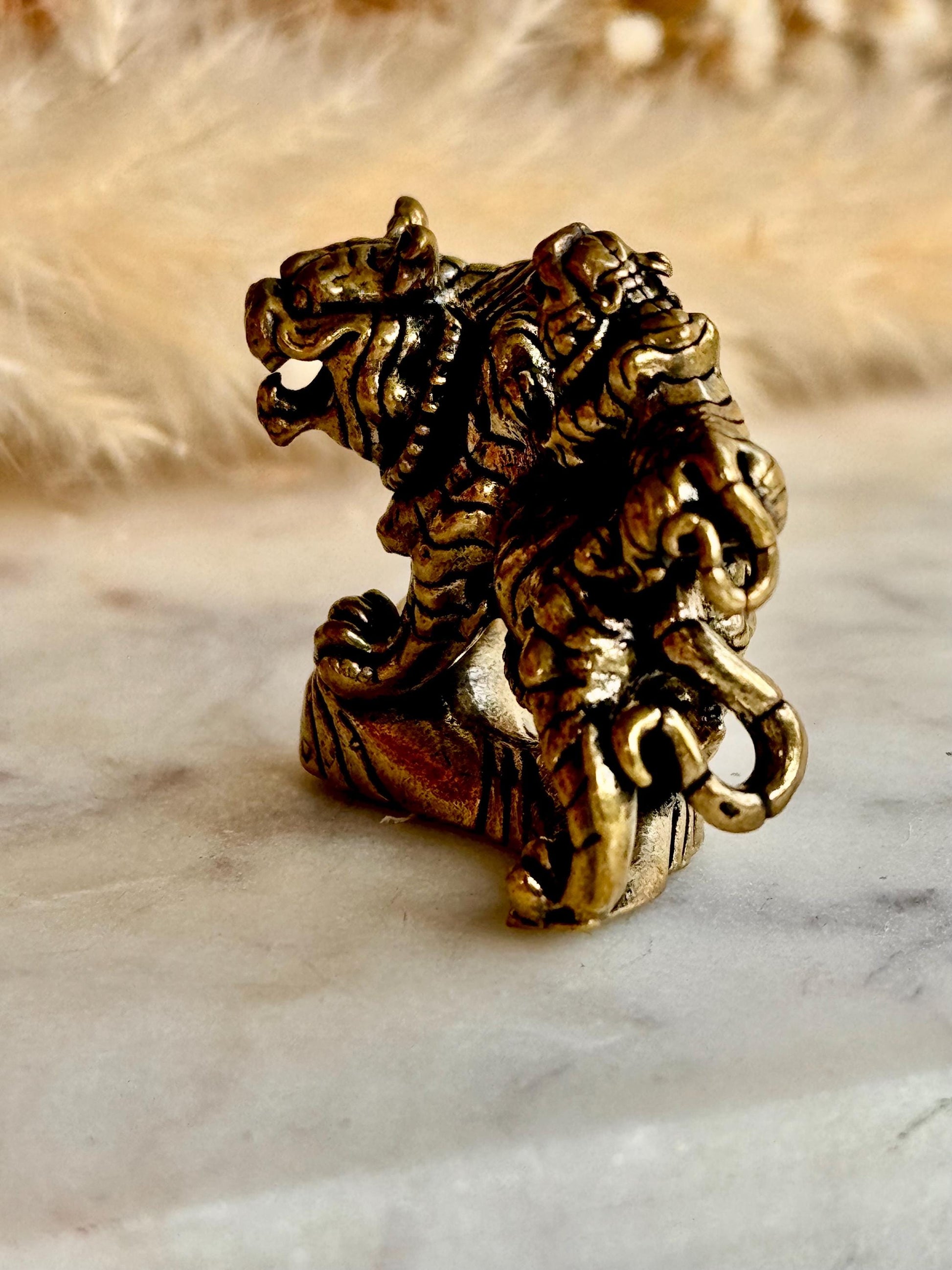 Solid brass Roaring tigers figurine, Japanese style Tiger, Baby and Parent tigers Figurine, Tiger family Metal miniature