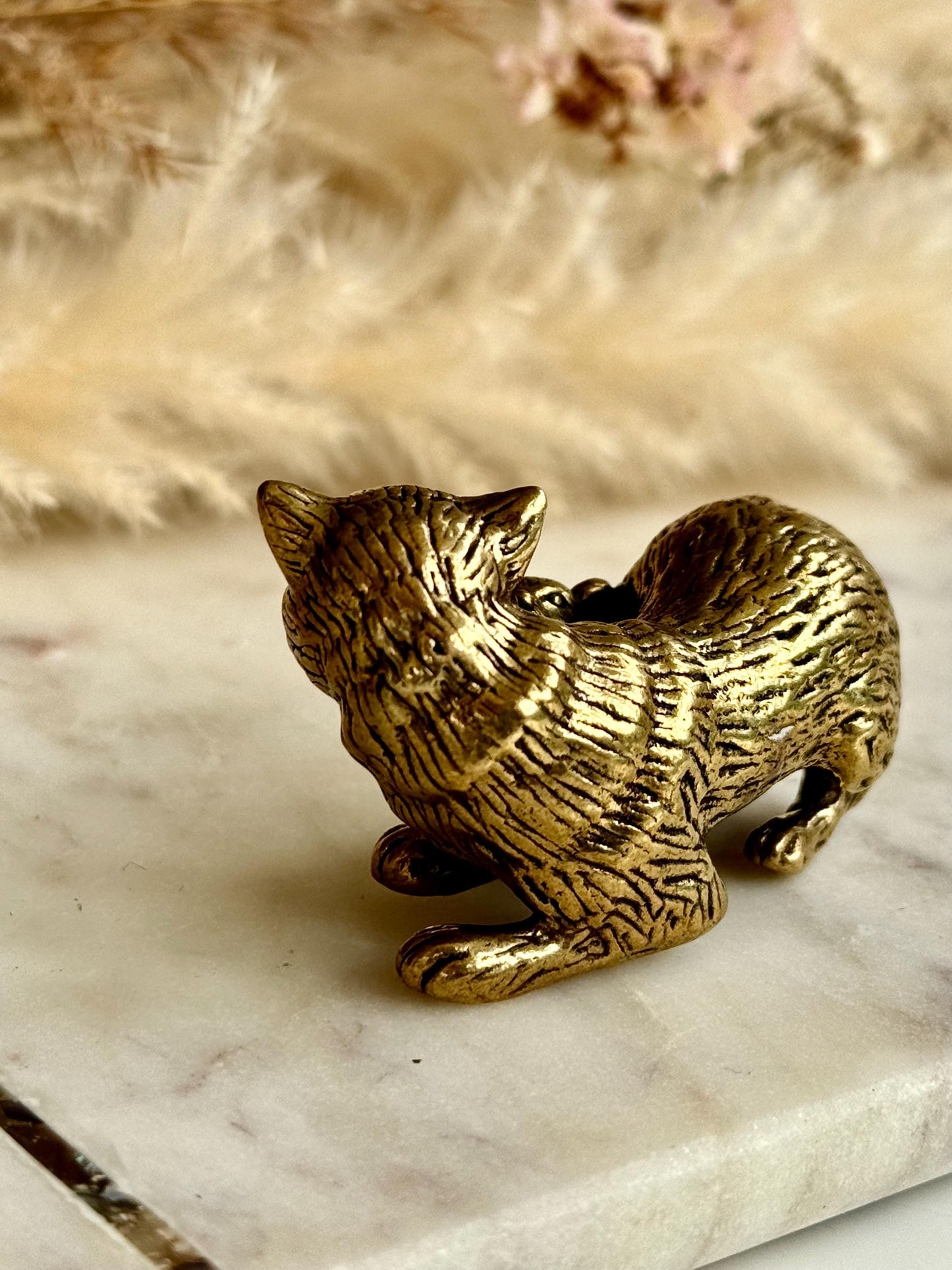 Solid Brass Cat with a mouse, resting cat metal figurine, solid brass cat friendship statue, traditional style kitten miniature, cat lover g