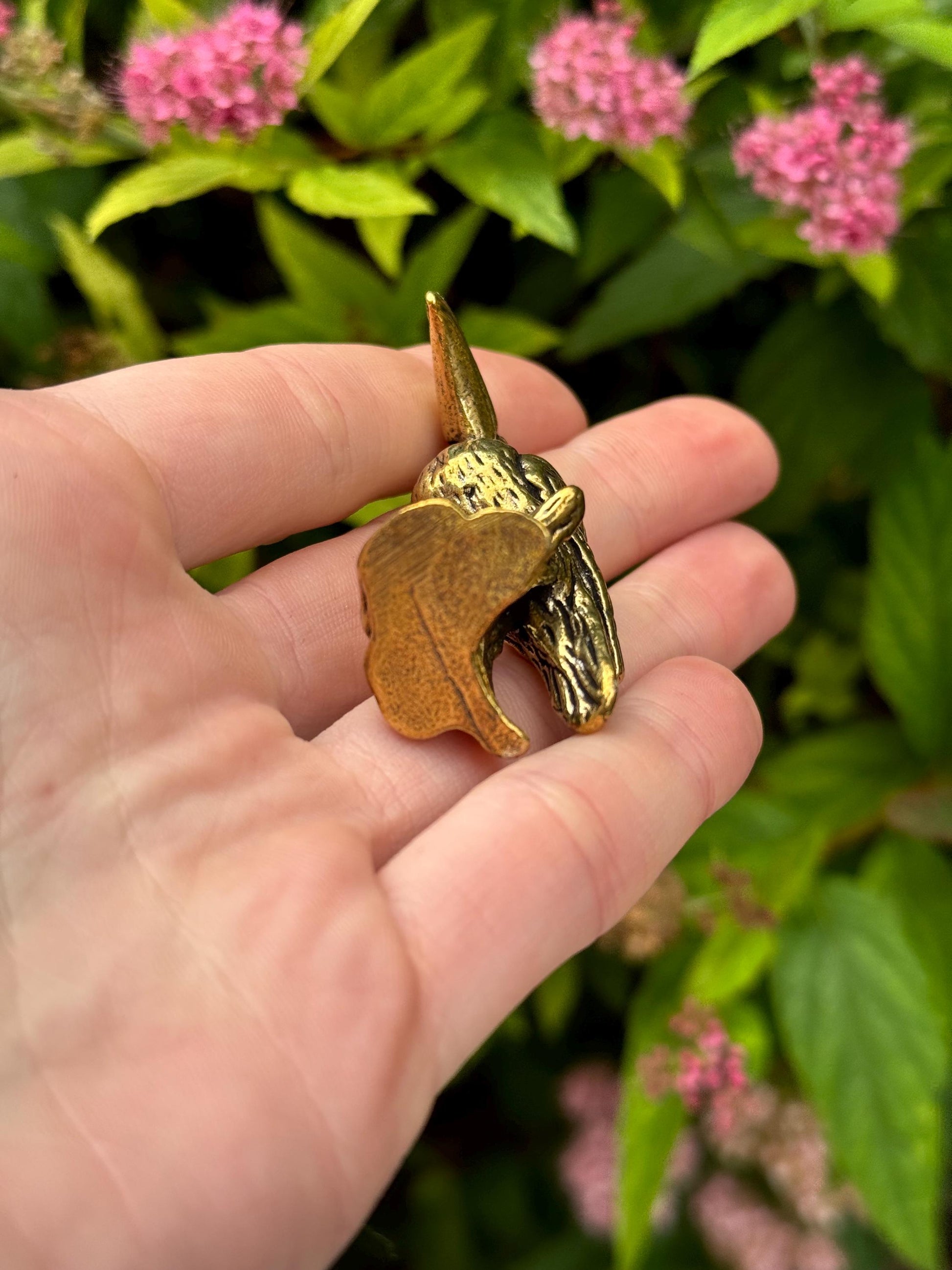 Solid Brass Toucan Statuette, Small tropical bird ornament, Cute toucan figurine