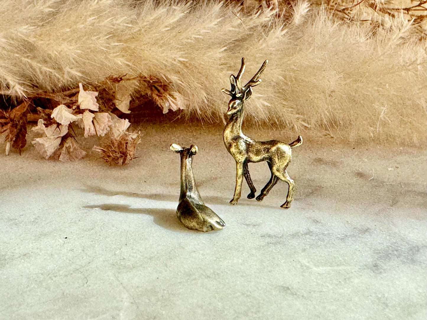 Tiny Beautiful Solid Brass Deer Desk Ornaments, Little deer statuettes - traditional Style Animal Figurines, Christmas Desk Decoration