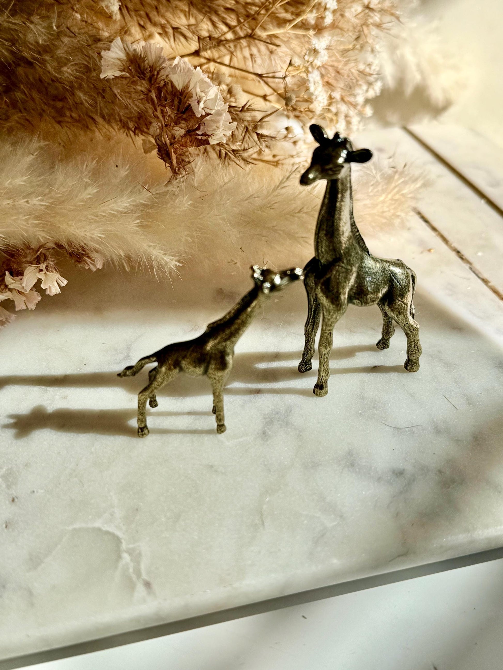 Traditional style giraffe family, Fine solid brass baby and mother giraffe statuette, Safari decor, Miniature zoo, Gift for animal lovers