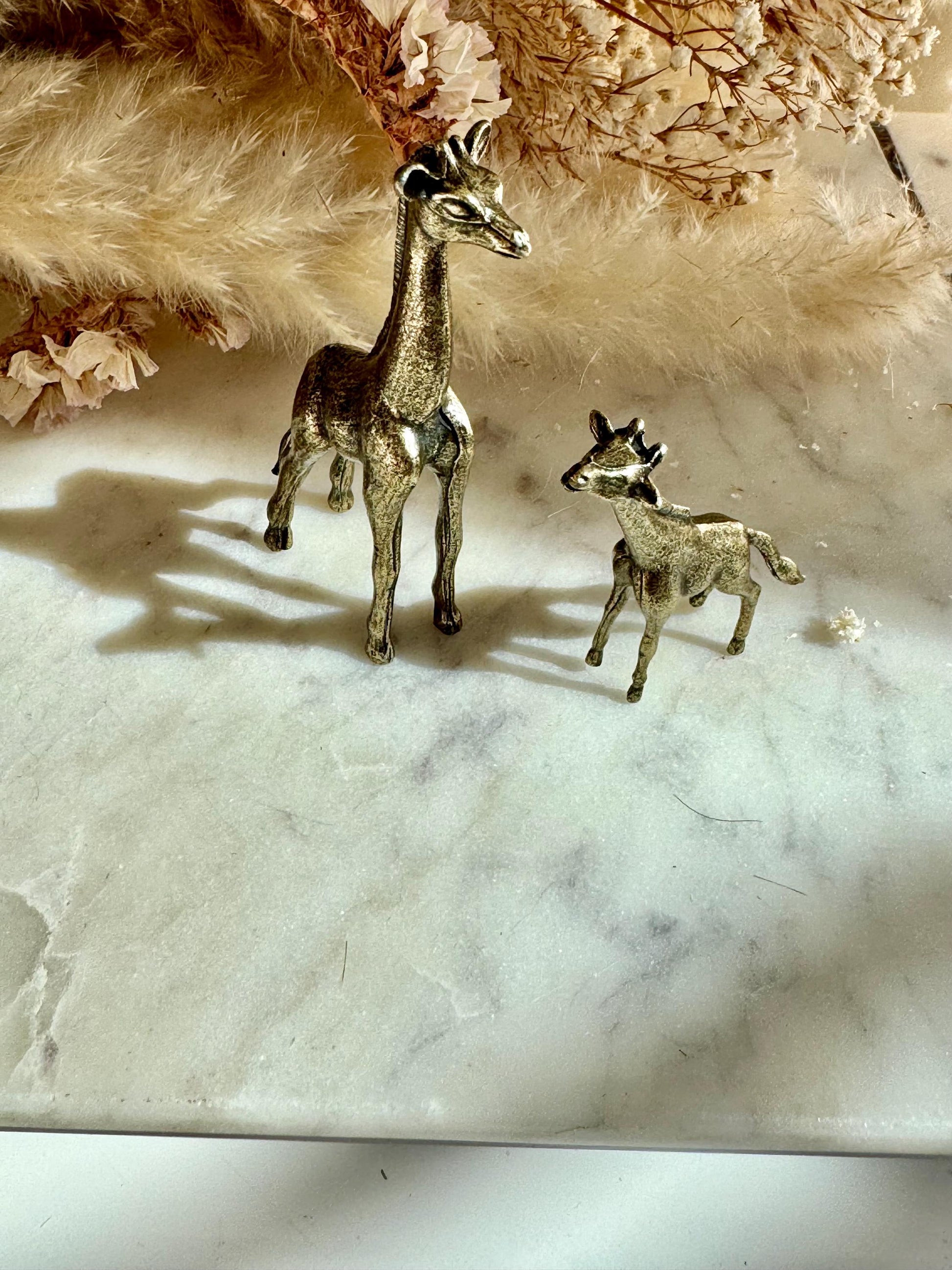 Traditional style giraffe family, Fine solid brass baby and mother giraffe statuette, Safari decor, Miniature zoo, Gift for animal lovers