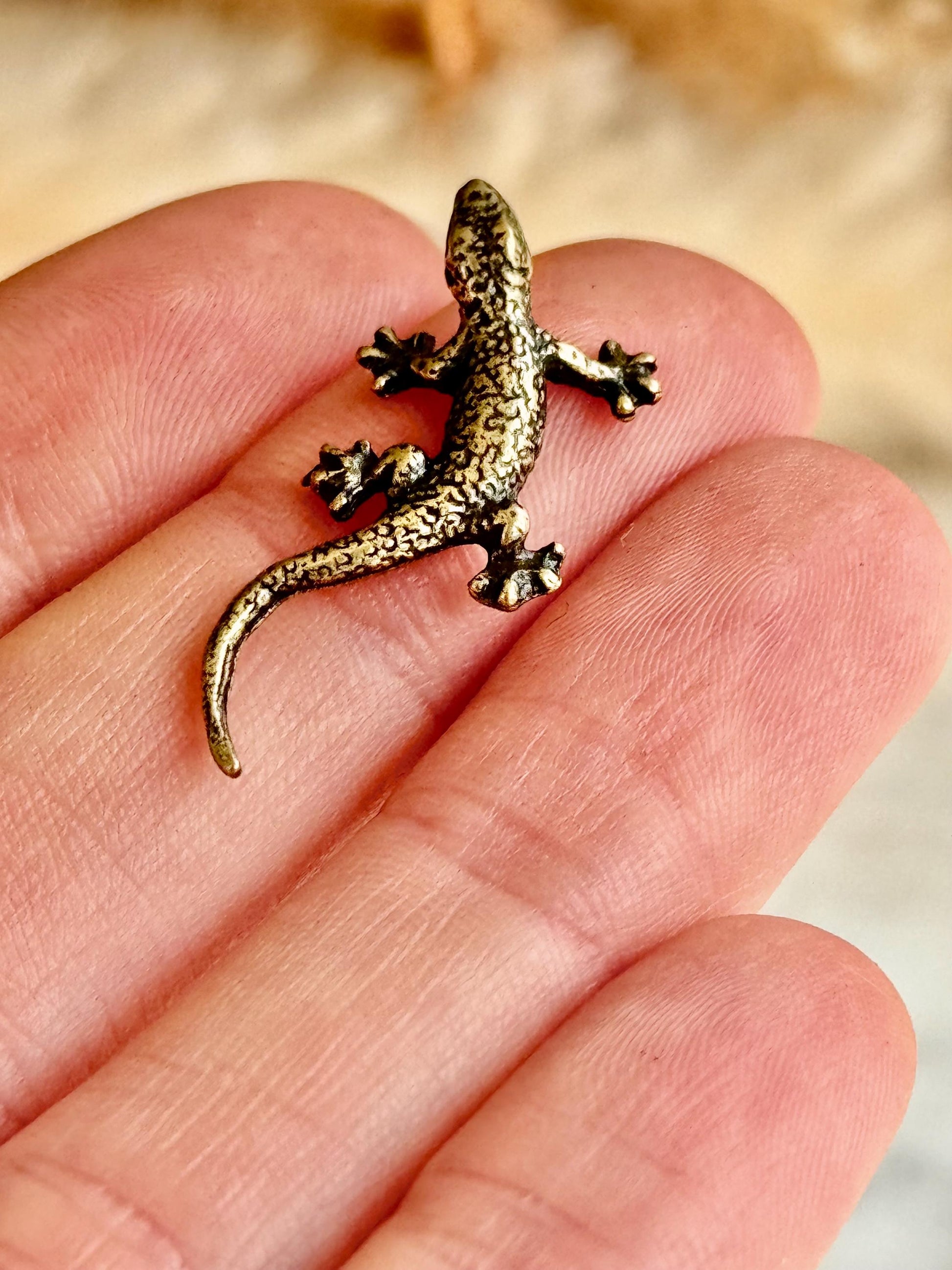 Tiny Solid Brass fine Lizard figurine , lizard lover gifts, reptile lover gifts, gecko trinket, newt statuette