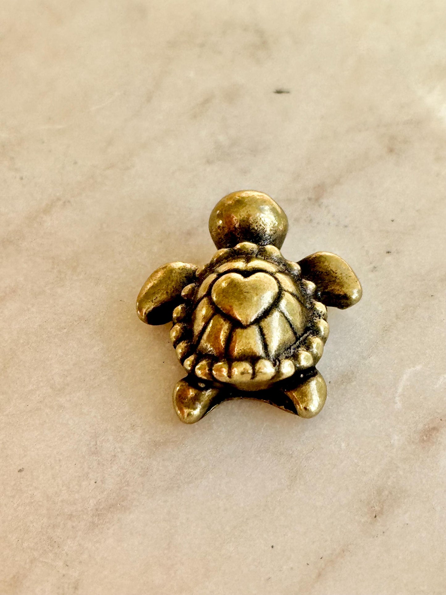 Tiny Love Turtle figurine, Fine solid brass ornament, Turtle with a heart ornament, adorable sea creature gift, tortoise metal ornament