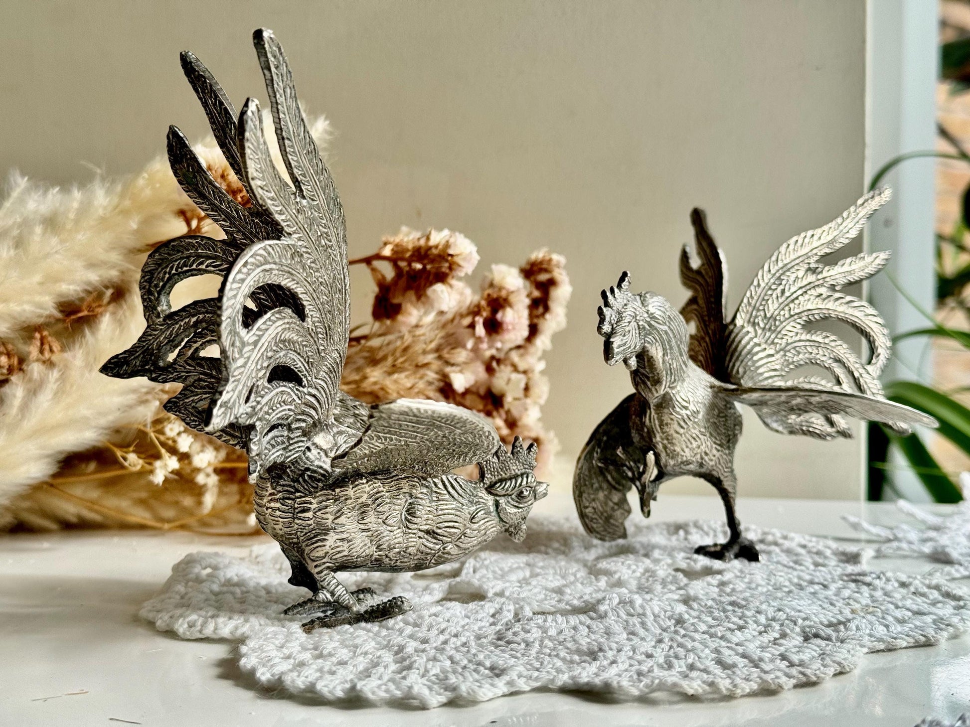 Vintage Silver Plated Fighting Cockerels Figurines, Vintage Metal Cocks, Brass Rooster Engraved Statues, Table Centerpiece, Pair Roosters