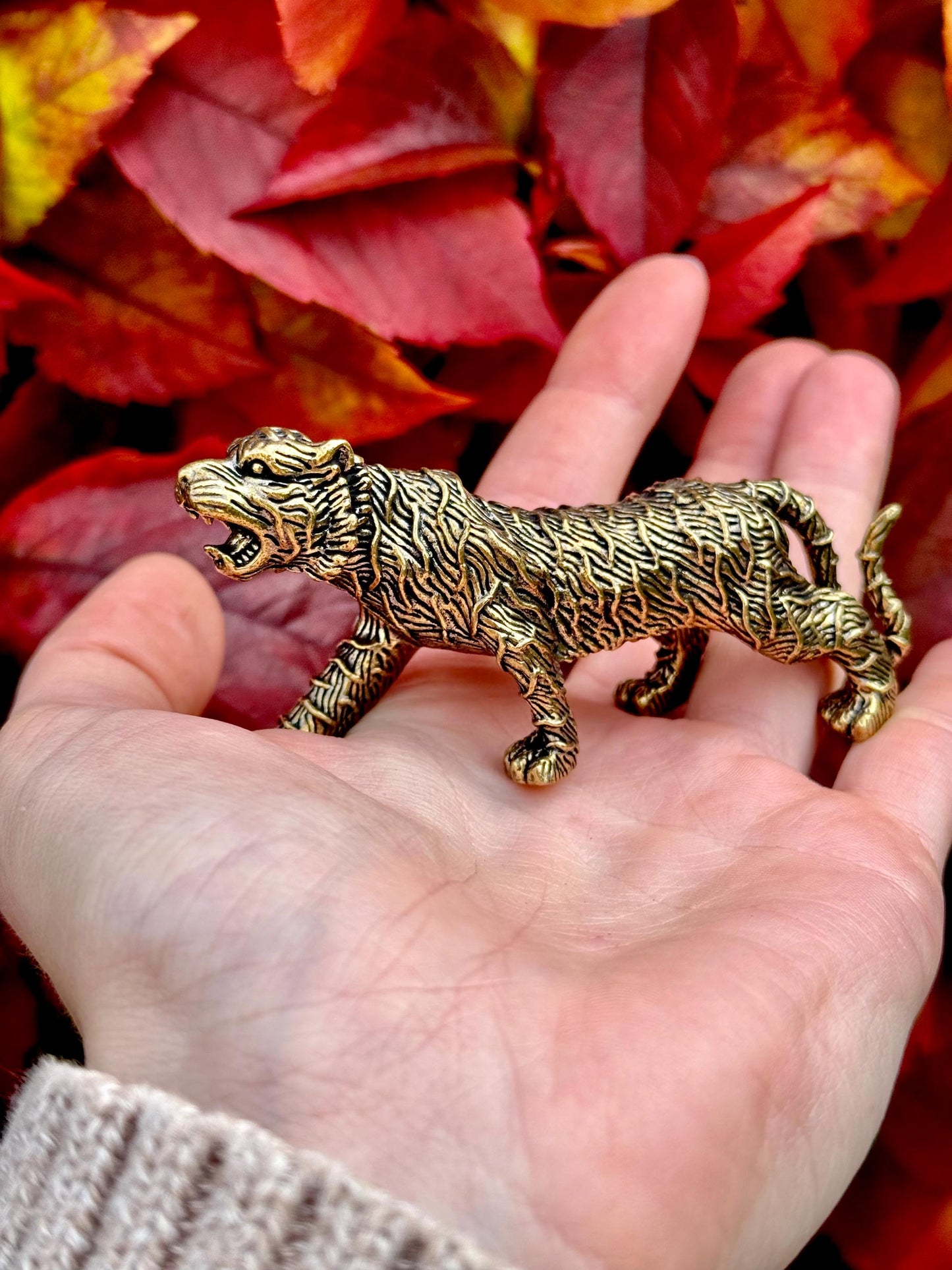 Traditional style solid brass tiger figurine, Fine brass tiger figurine, White tiger ornament, Incredible desktop decoration,