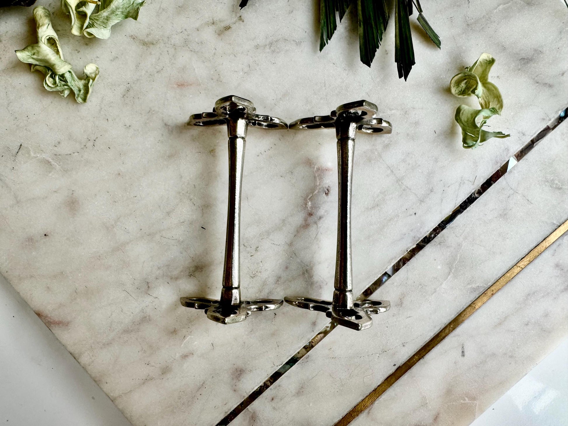 Vintage Set of 2 Silver Plated cutlery rests, english antique, pair of silver plated fleur de lys style cutlery rests, knife spoon holder