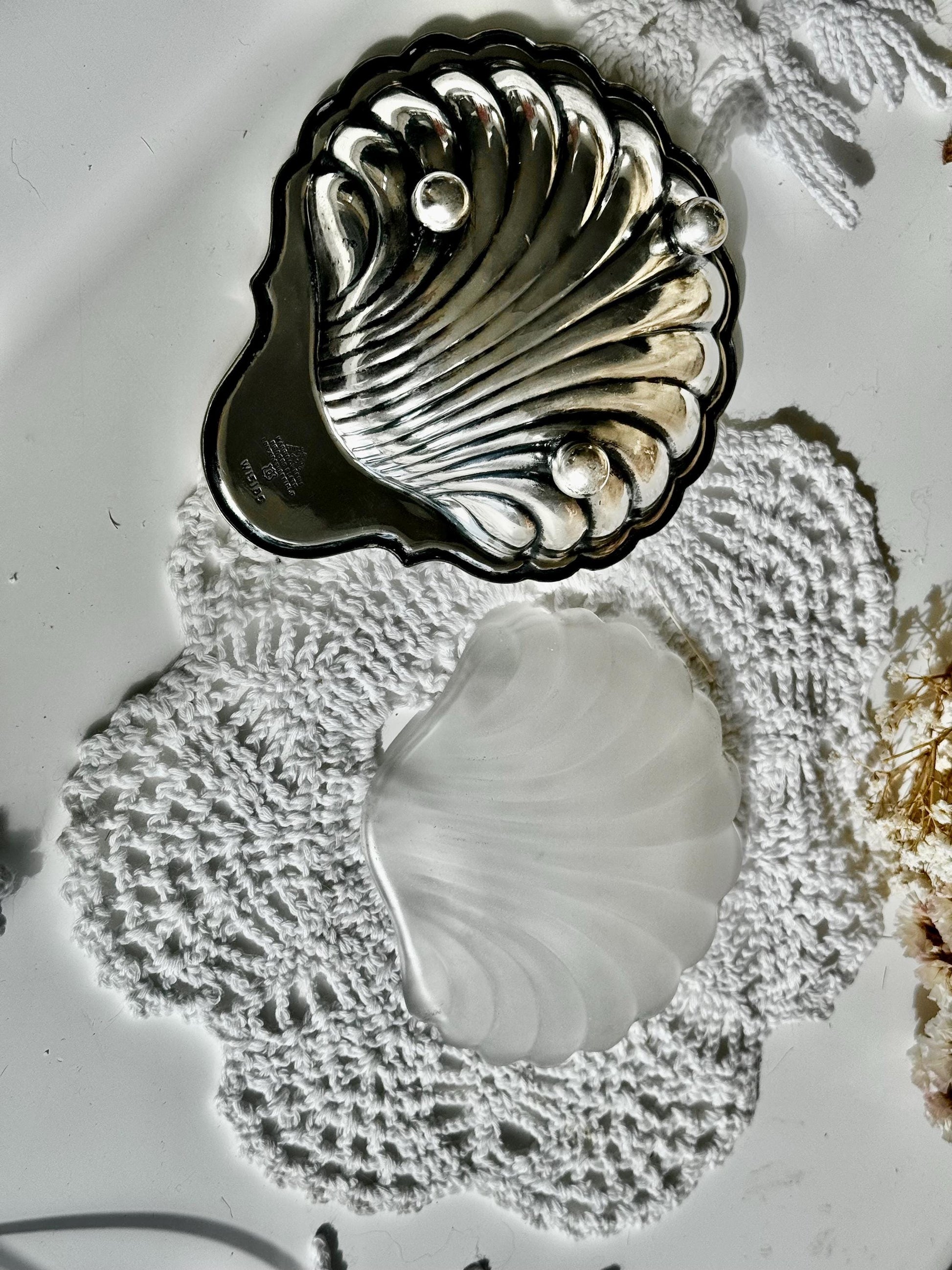 Vintage silver plate EPNS glass line shell Butter Dish antique silver plated seashell tray
