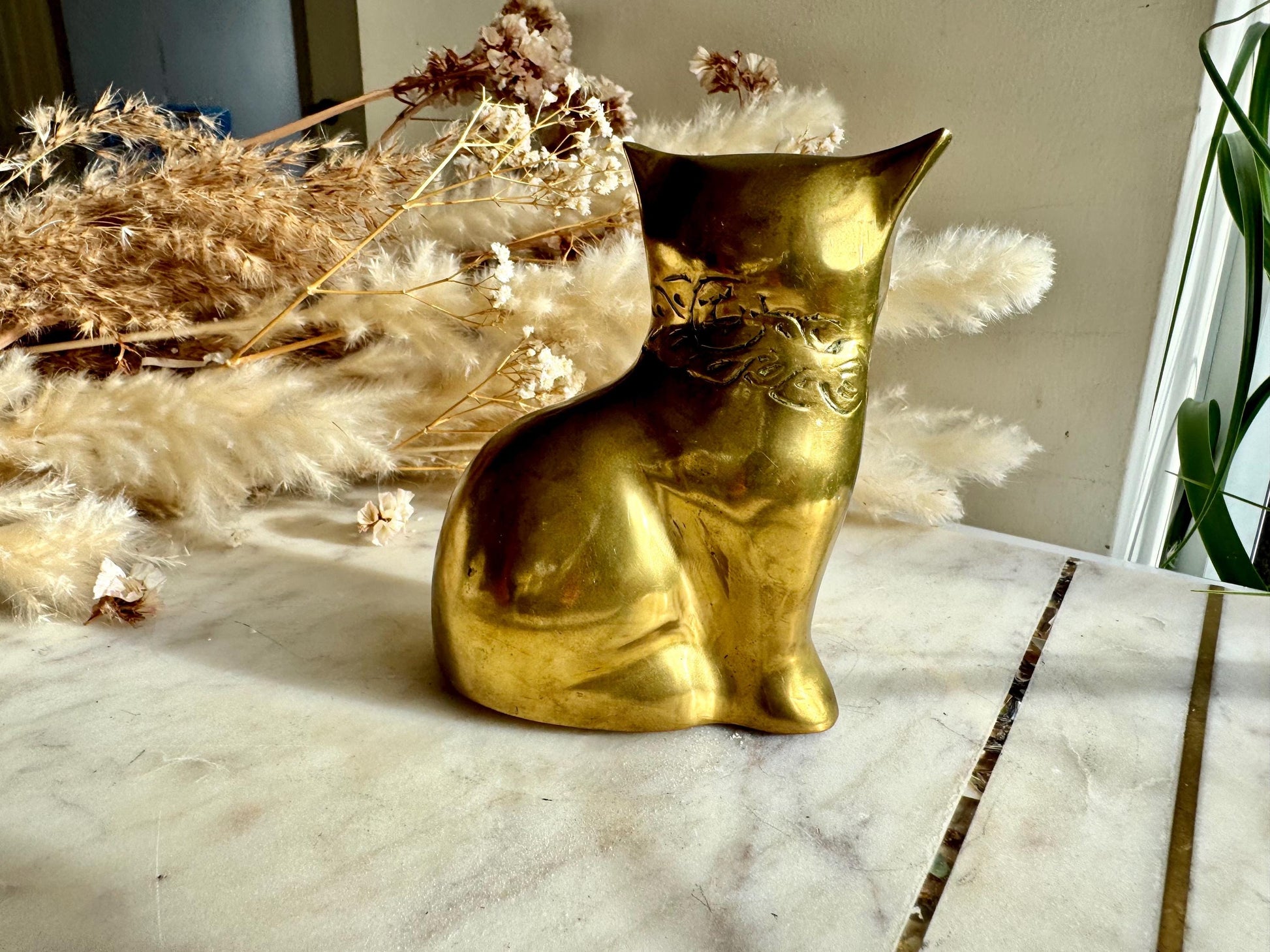 Indian Vintage Solid Brass Cat Figurine with Floral Collar, Brass Kitty Figurine, Unique Vintage Solid Brass Cat Figurine