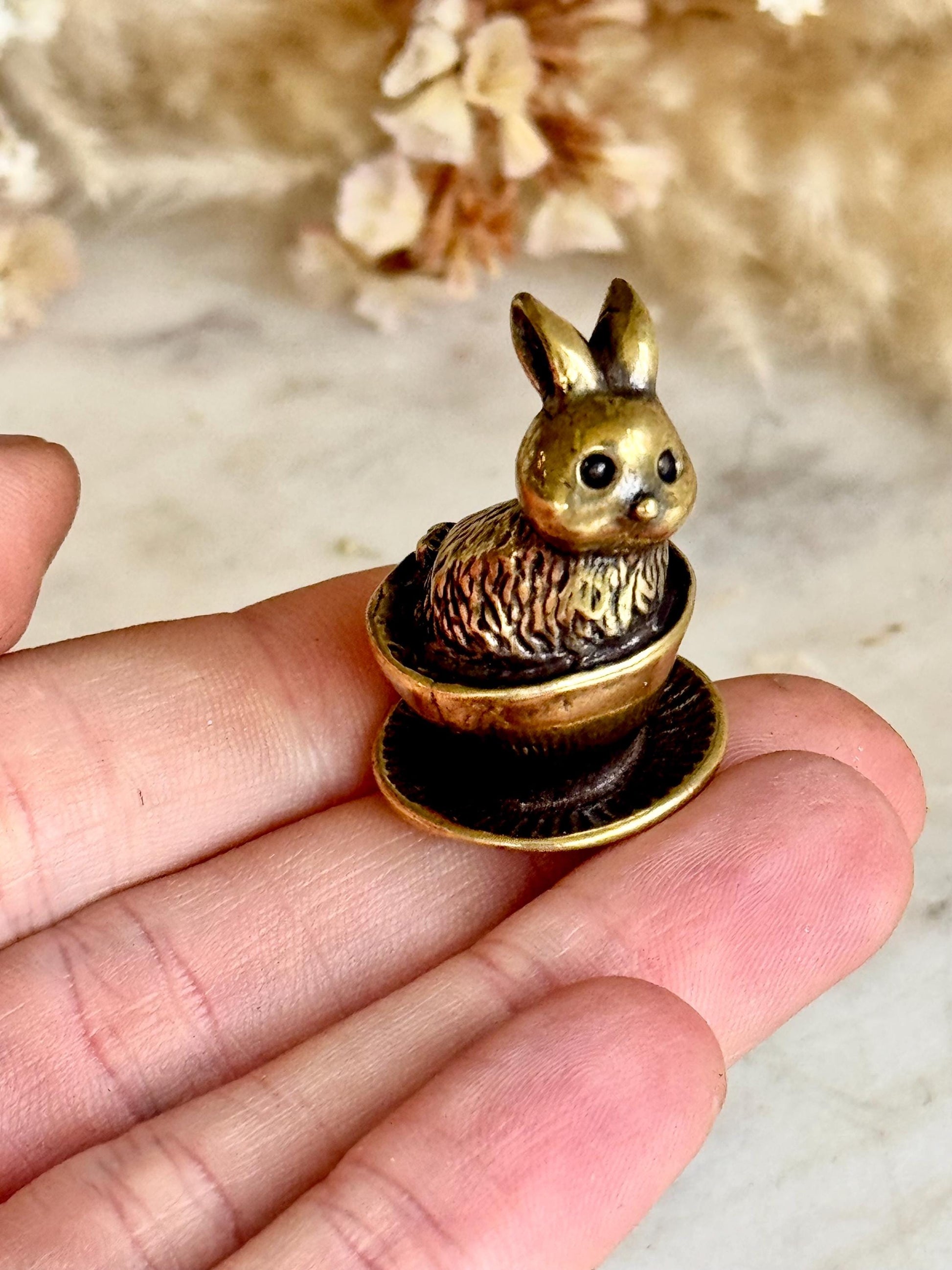 Adorable solid brass kitten in a cup statuette, little metal cat figurine, cute little Persian kitty miniature, thoughtful gift cat lover