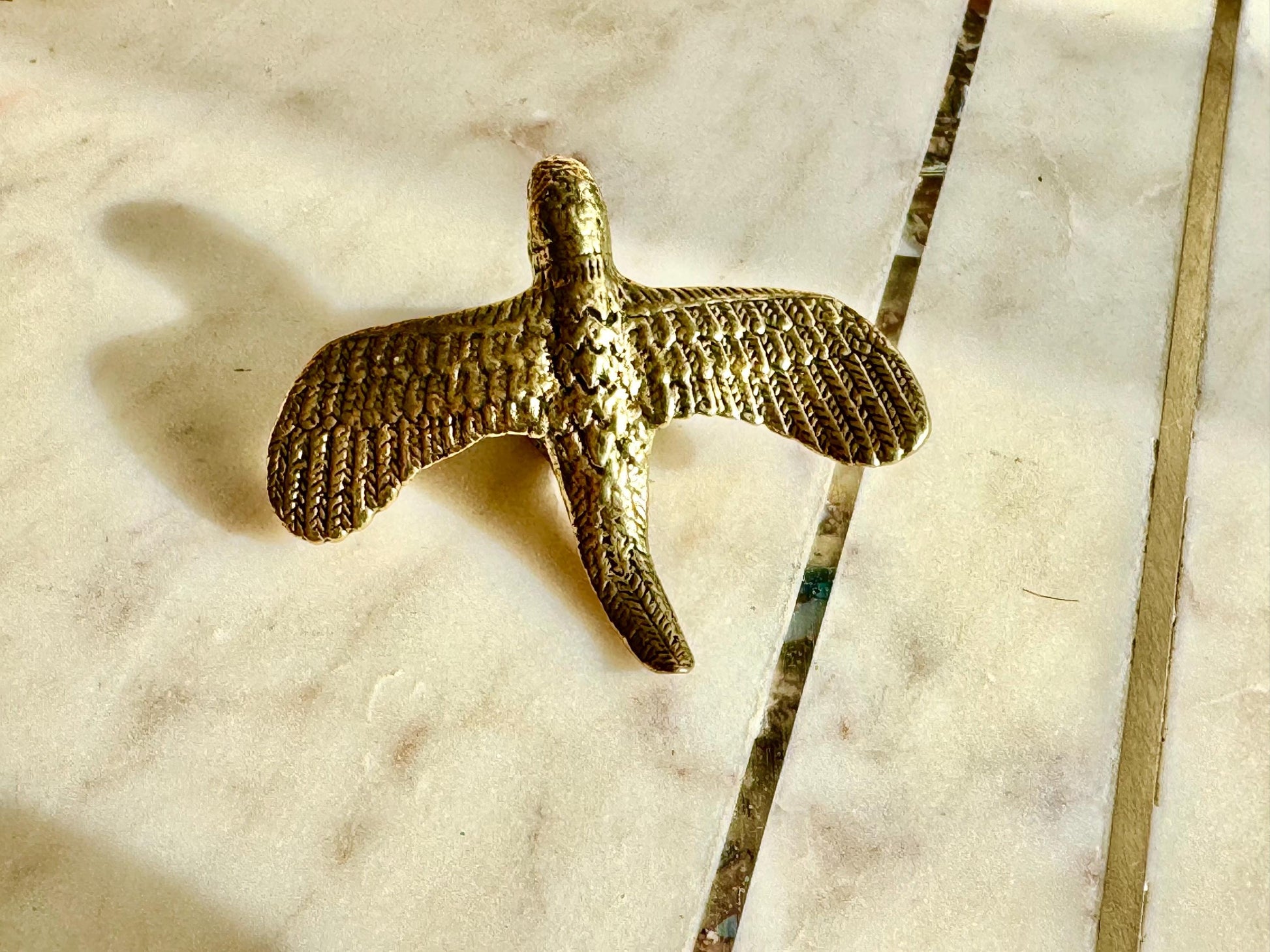 Solid brass parrot figurine, lifelike flying macaw sculpture, exotic bird ornament, detailed brass tropical decor