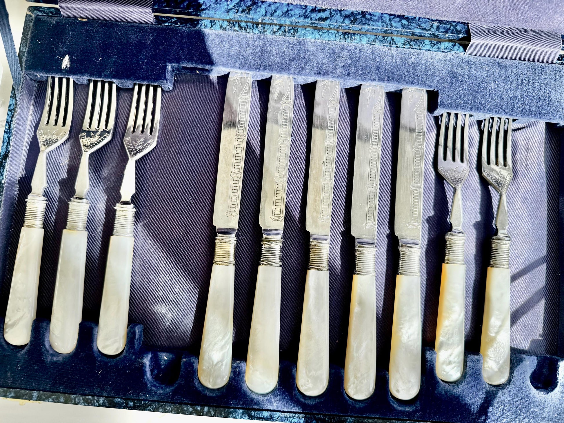Antique English Silver-Plated & Mother-of-Pearl Cutlery Set by Daniel and Arter – Late 19th Century (11 Pieces)