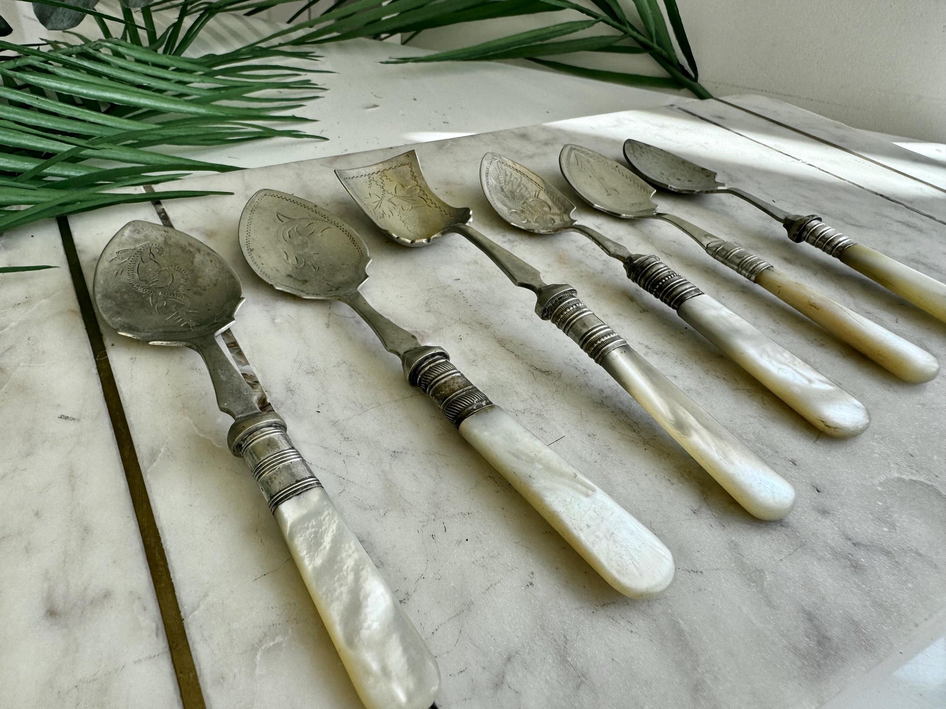 Set of Six Antique English Silver-Plated and Sterling Silver Dessert Spoons with Mother-of-Pearl Handles, Timeless Tableware