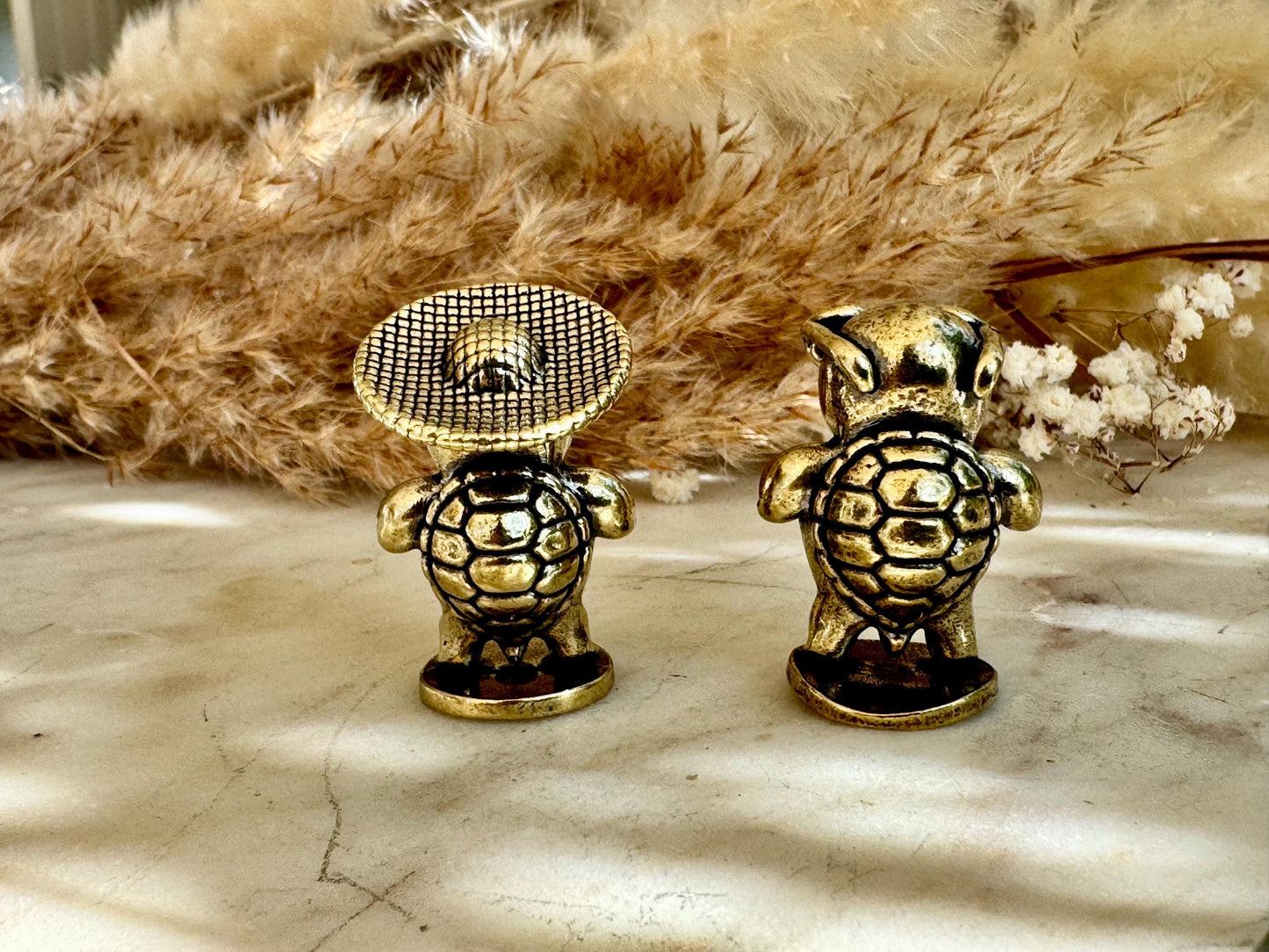 Mini Brass Ninja Turtle Figurine – Animal Shelf Decor Brass Turtle Figurine with Hat – Quirky Ninja Turtle Ornamen