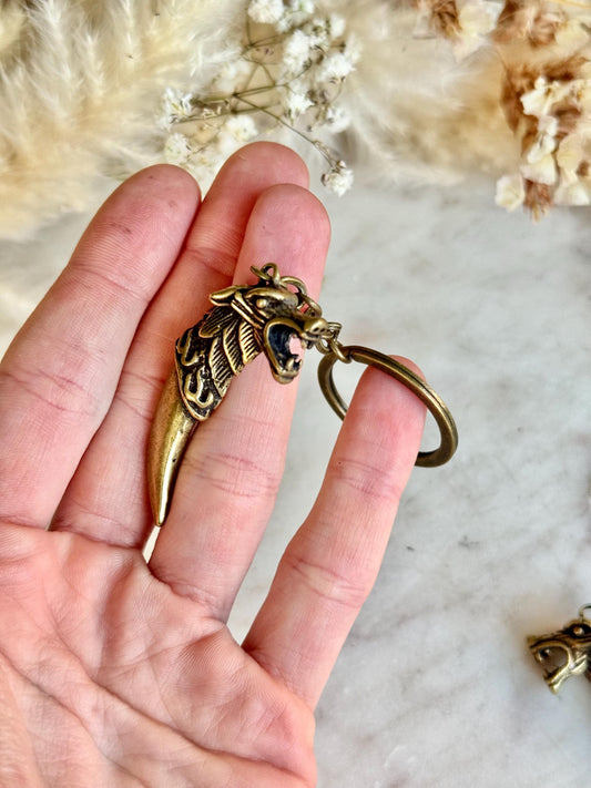 Solid Brass Viking Wolf Fang Keychain – Norse Mythology Tribal Amulet – Gothic Nordic Pendant, Novelty gift