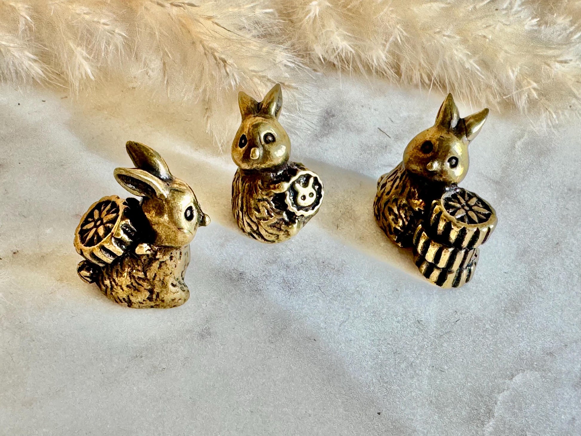 Set of 3 Brass Bunny Figurines with Biscuits – Whimsical Miniature Rabbit Statues – Decorative Home Ornament, cute gift